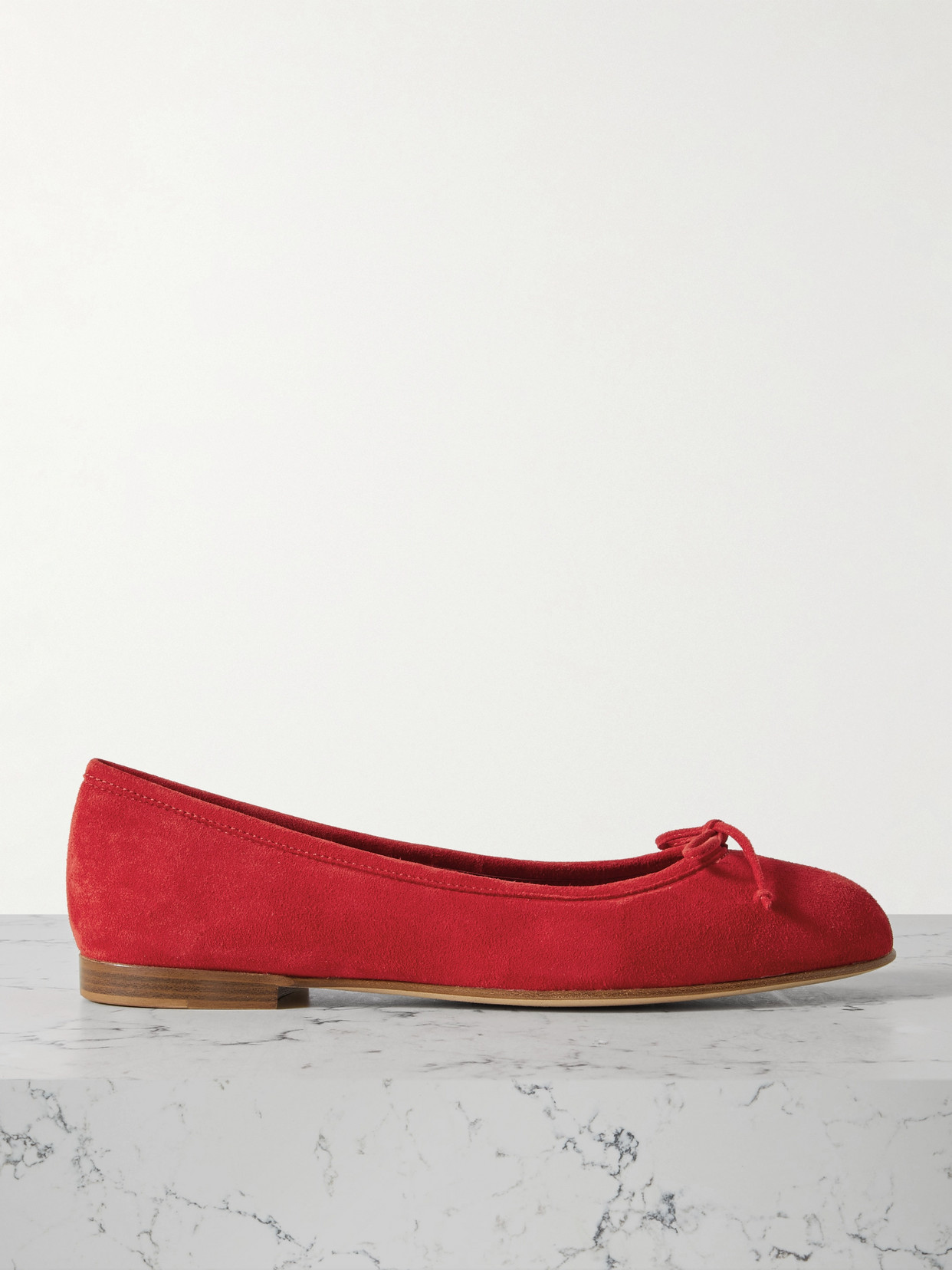 Manolo Blahnik Veralli Bow-detailed Suede Ballet Flats In Red