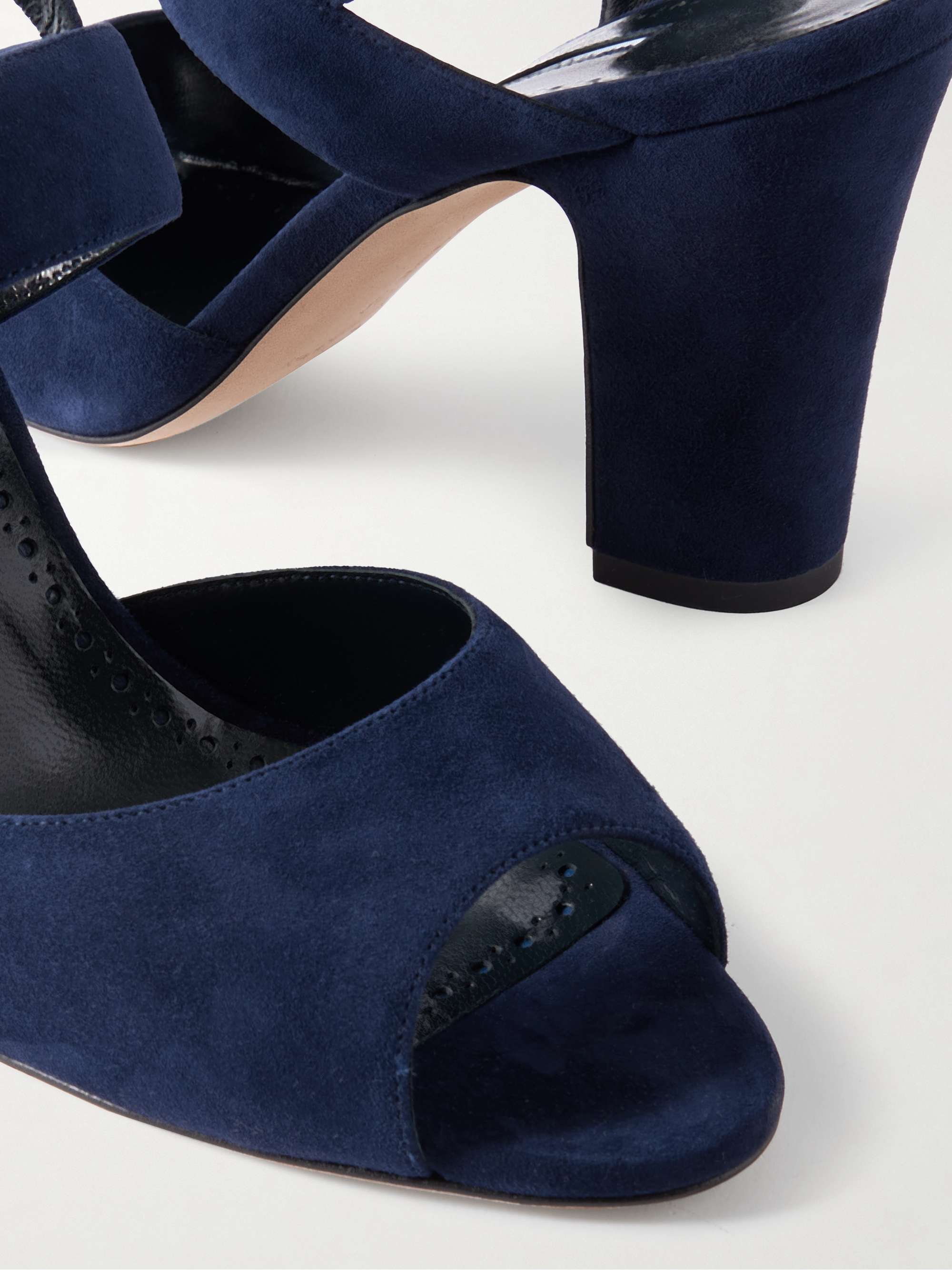 MANOLO BLAHNIK 
