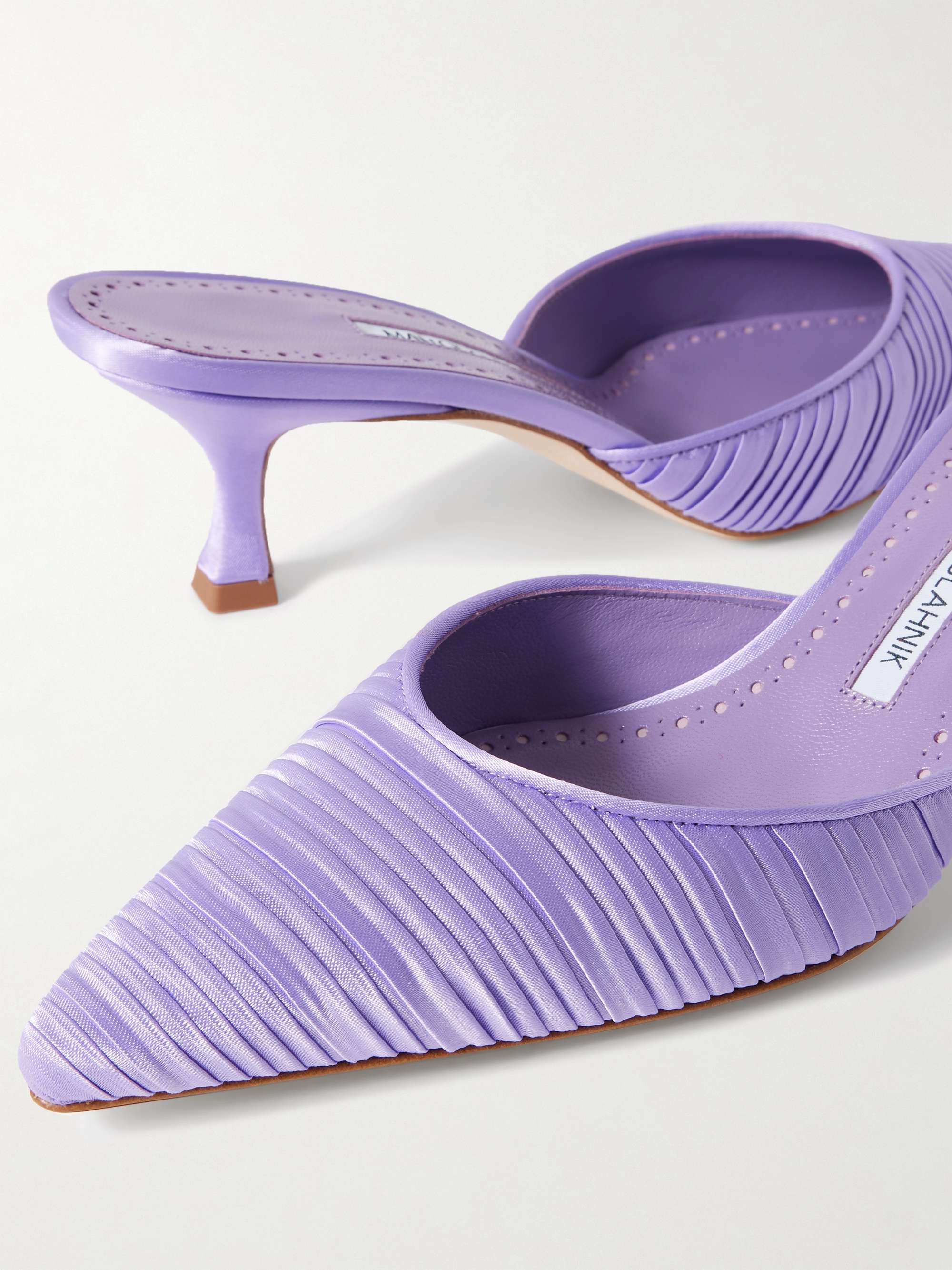MANOLO BLAHNIK 