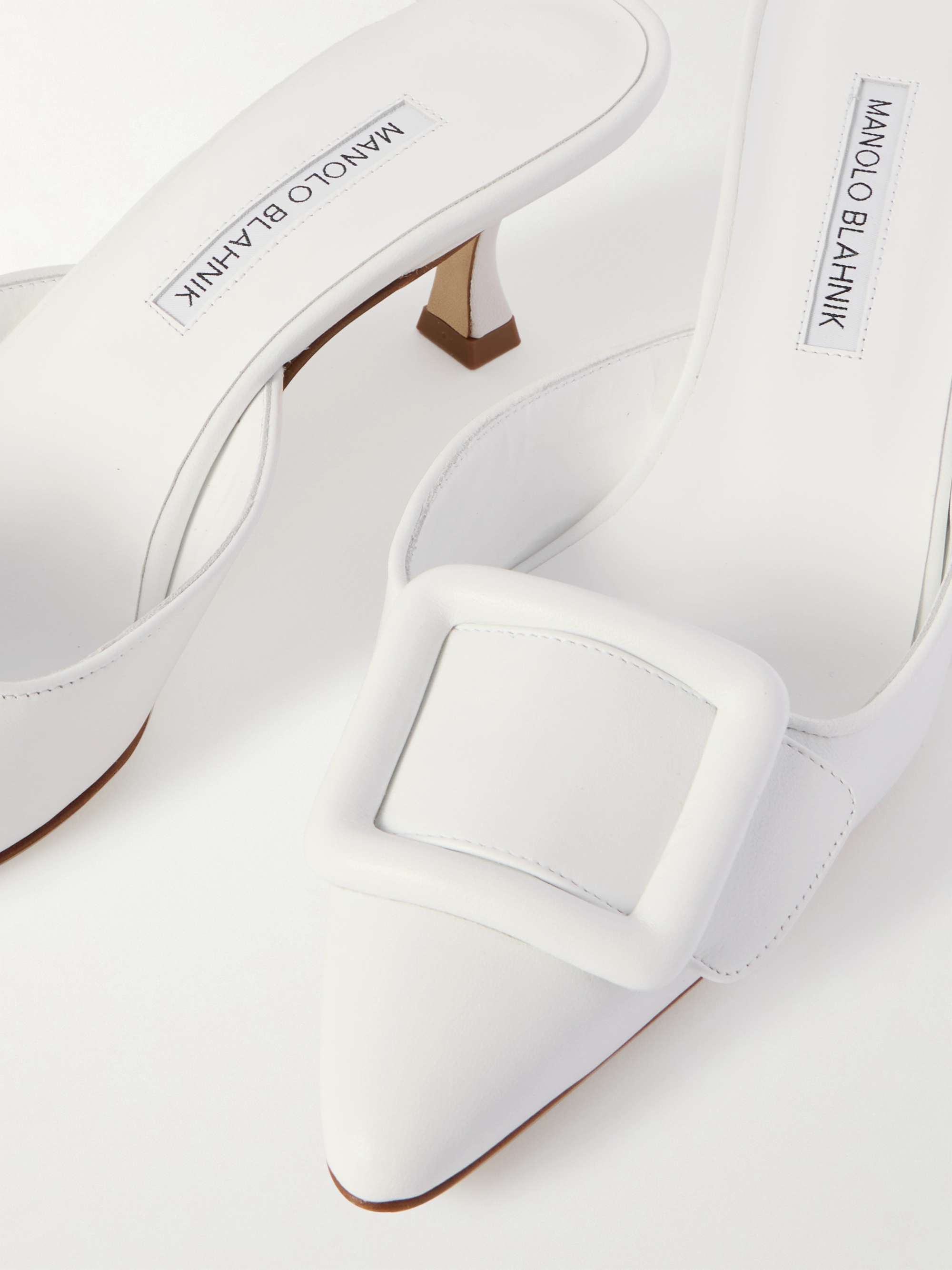 MANOLO BLAHNIK 