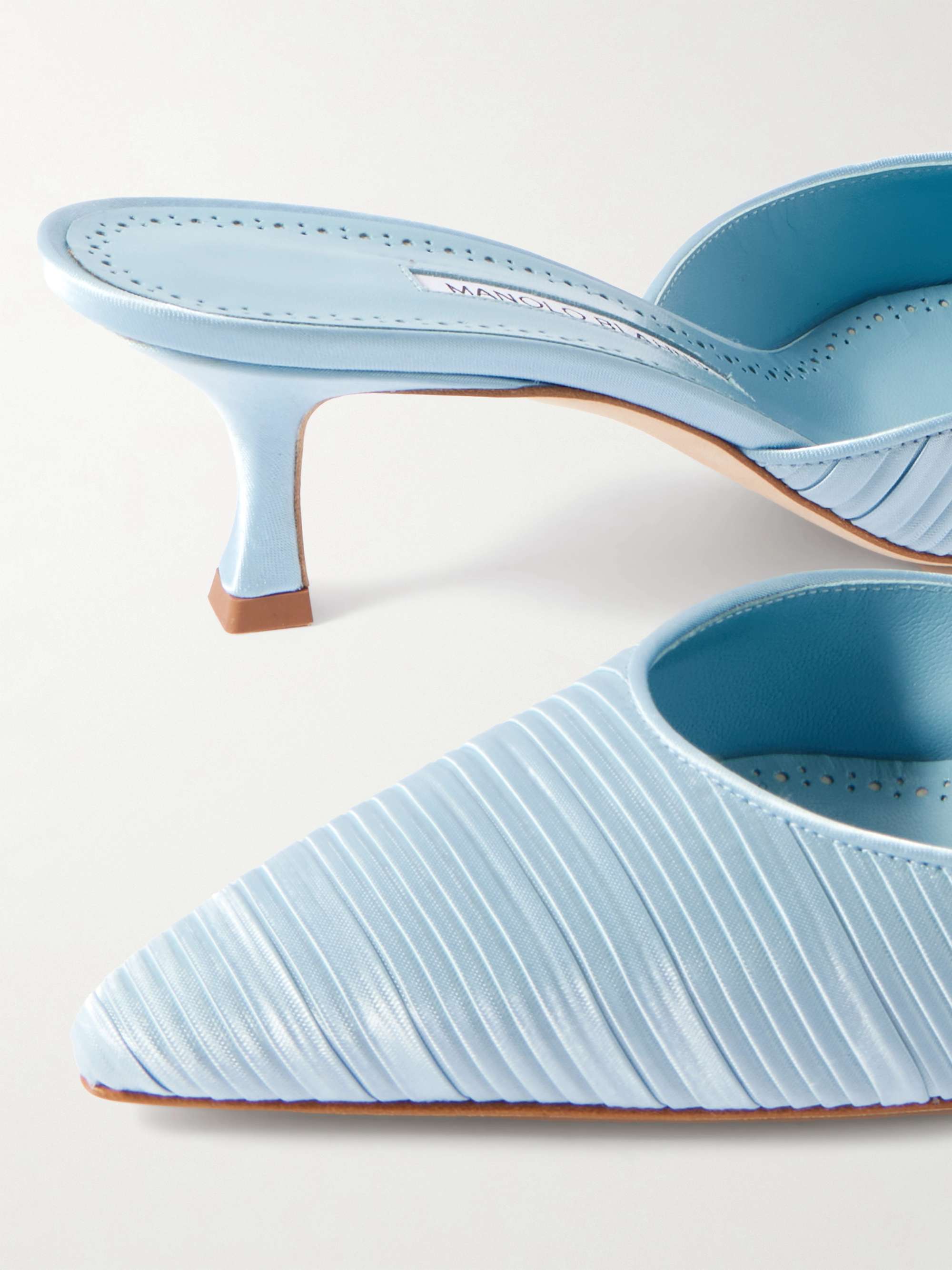 MANOLO BLAHNIK 