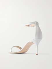 manolo blahnik chaos 70