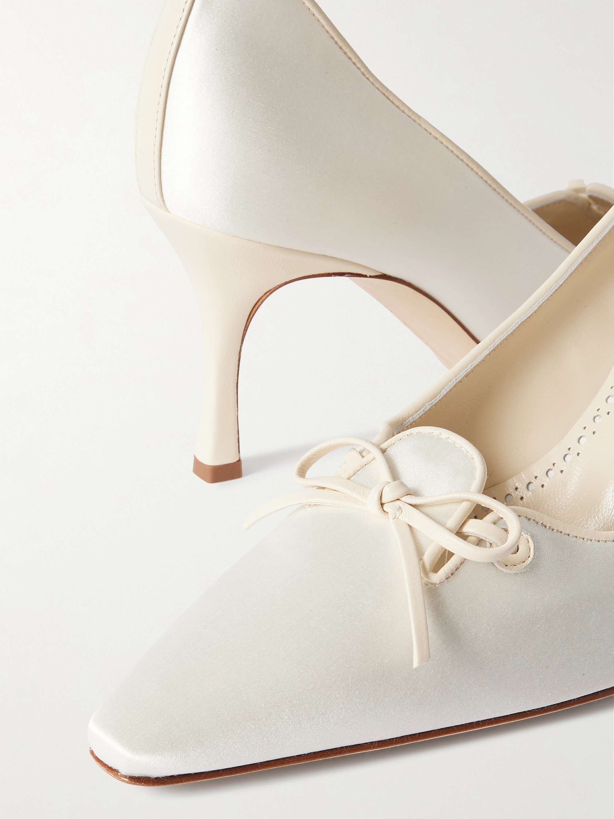 MANOLO BLAHNIK 