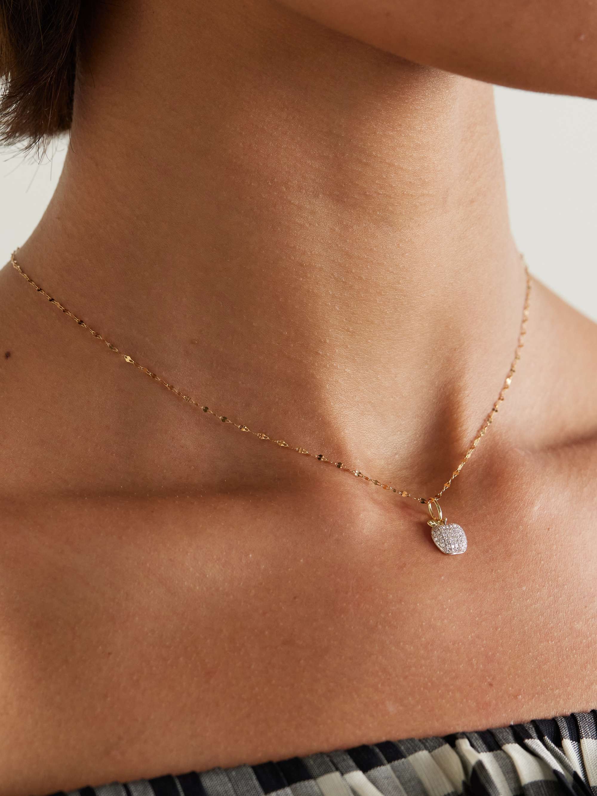 STONE AND STRAND 