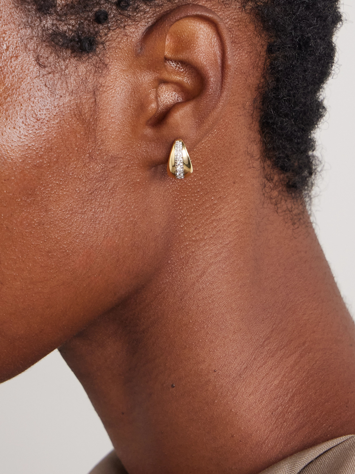 Shop Stone And Strand Pistachio 10-karat Gold Diamond Hoop Earrings