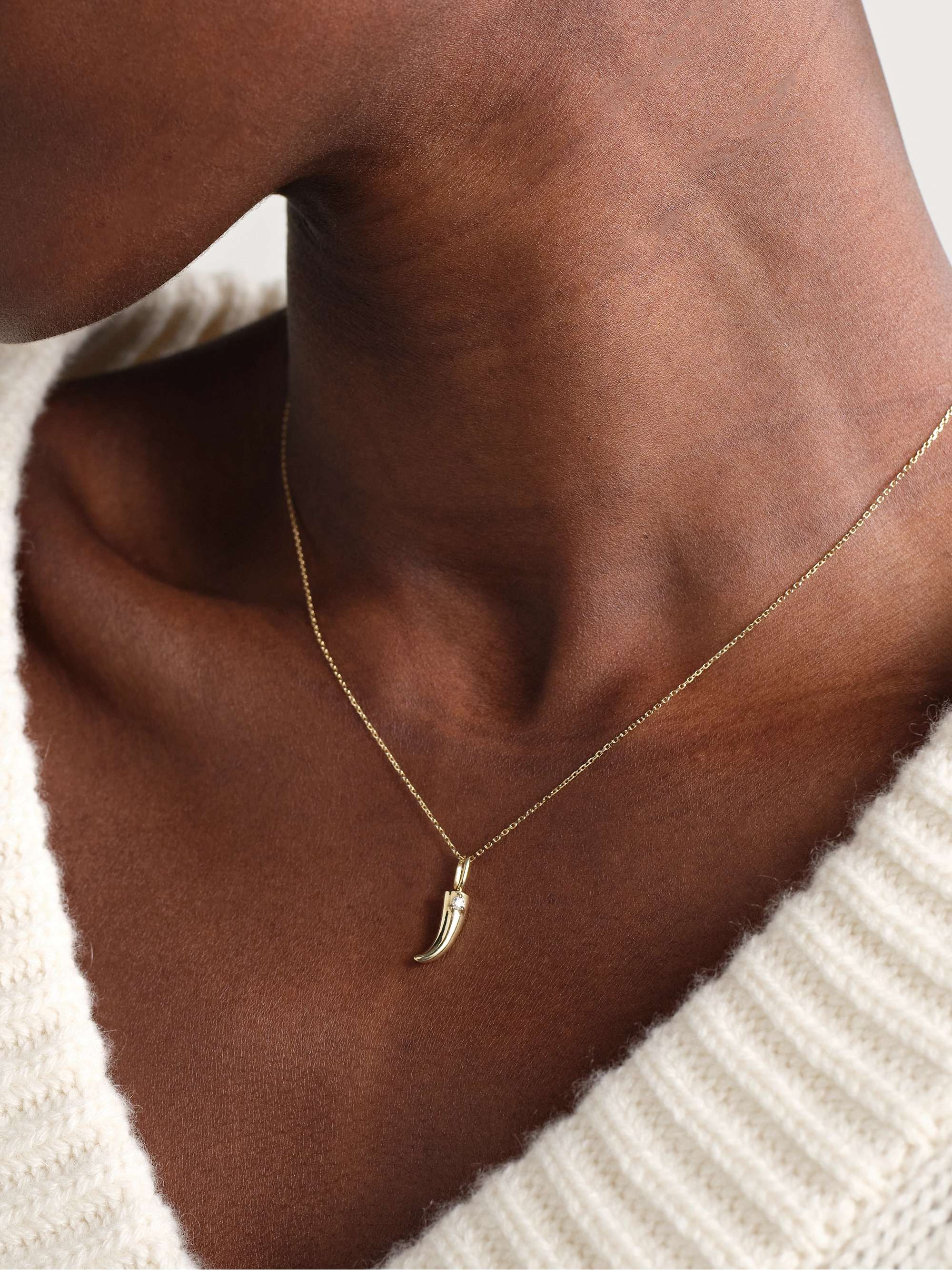 STONE AND STRAND 