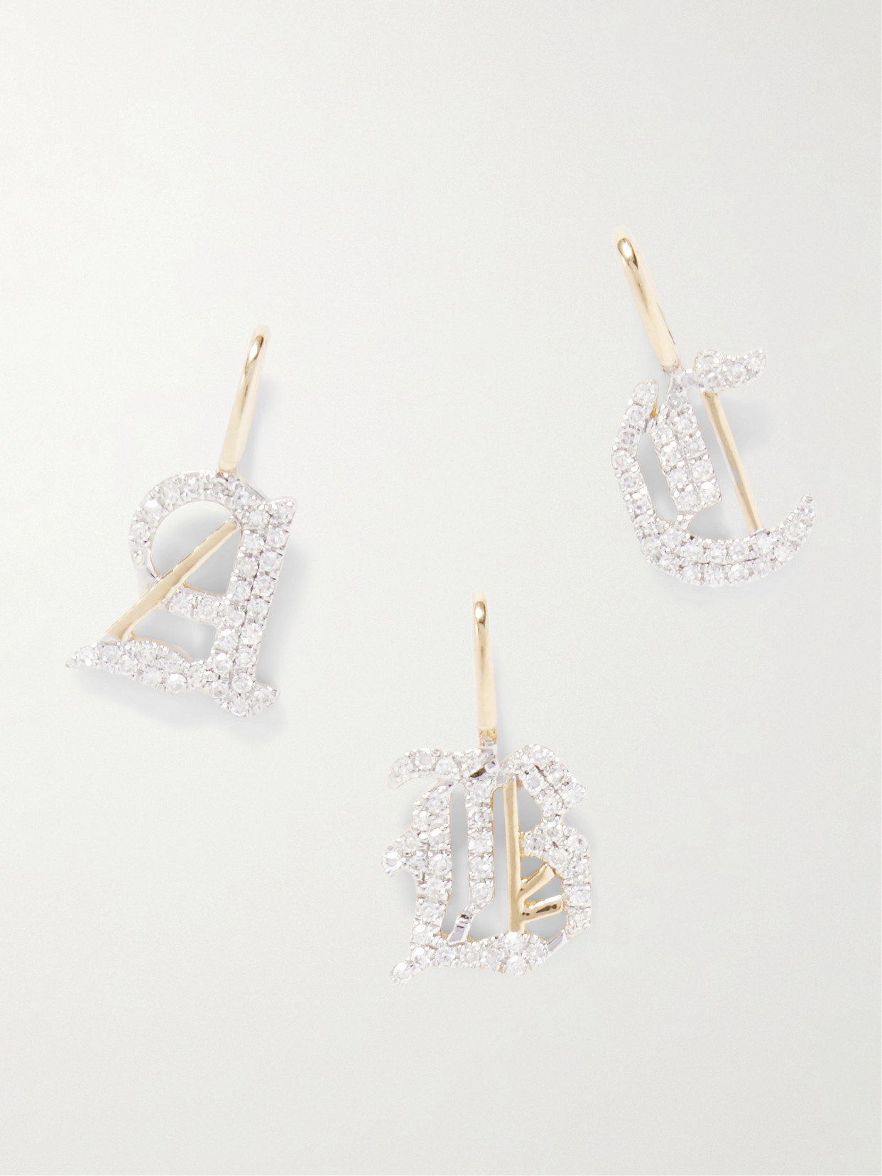 Stone And Strand Gothic Initial 14-karat Gold Diamond Pendant