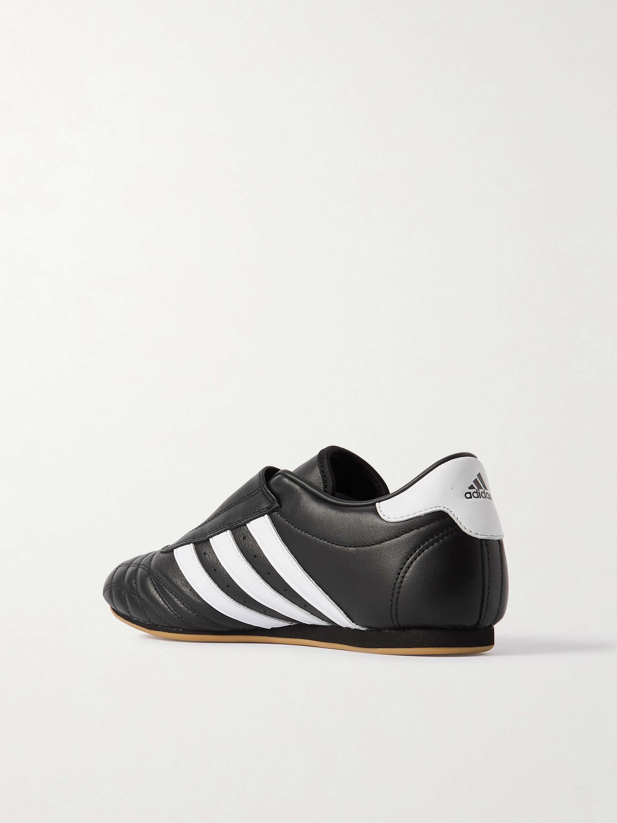 ADIDAS ORIGINALS 