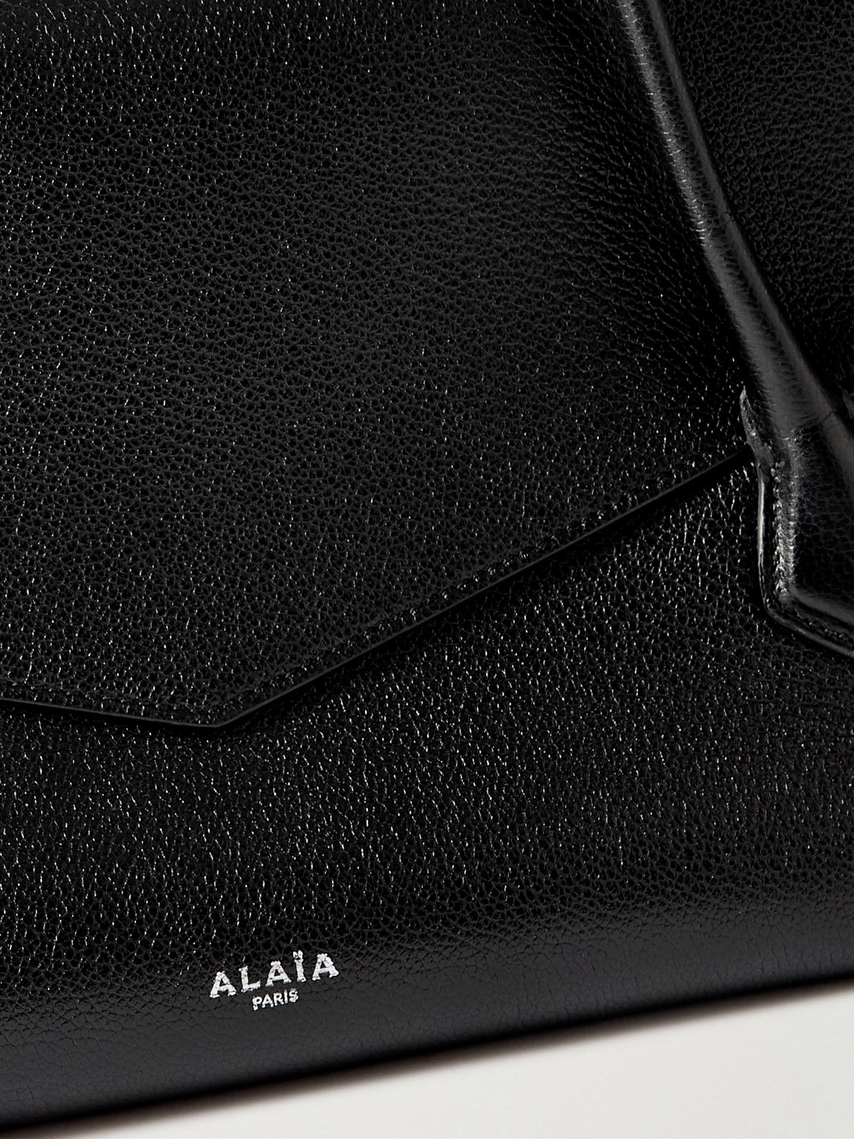 Alaïa Le Teckel Flap Textured-leather Shoulder Bag In Black