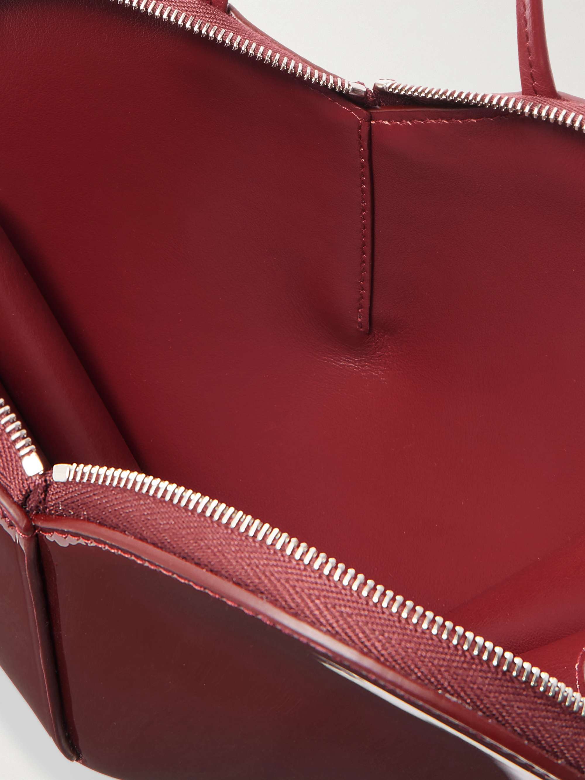 ALAÏA Le Coeur heart-shaped leather shoulder bag