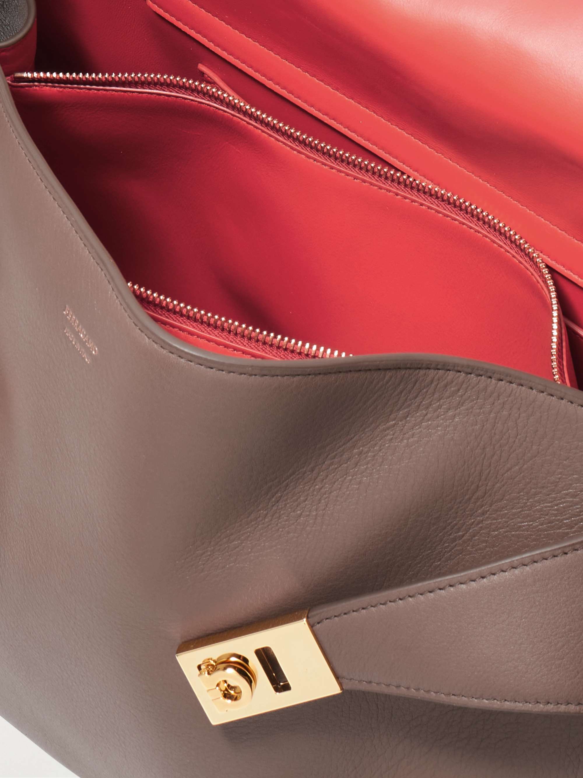 FERRAGAMO 