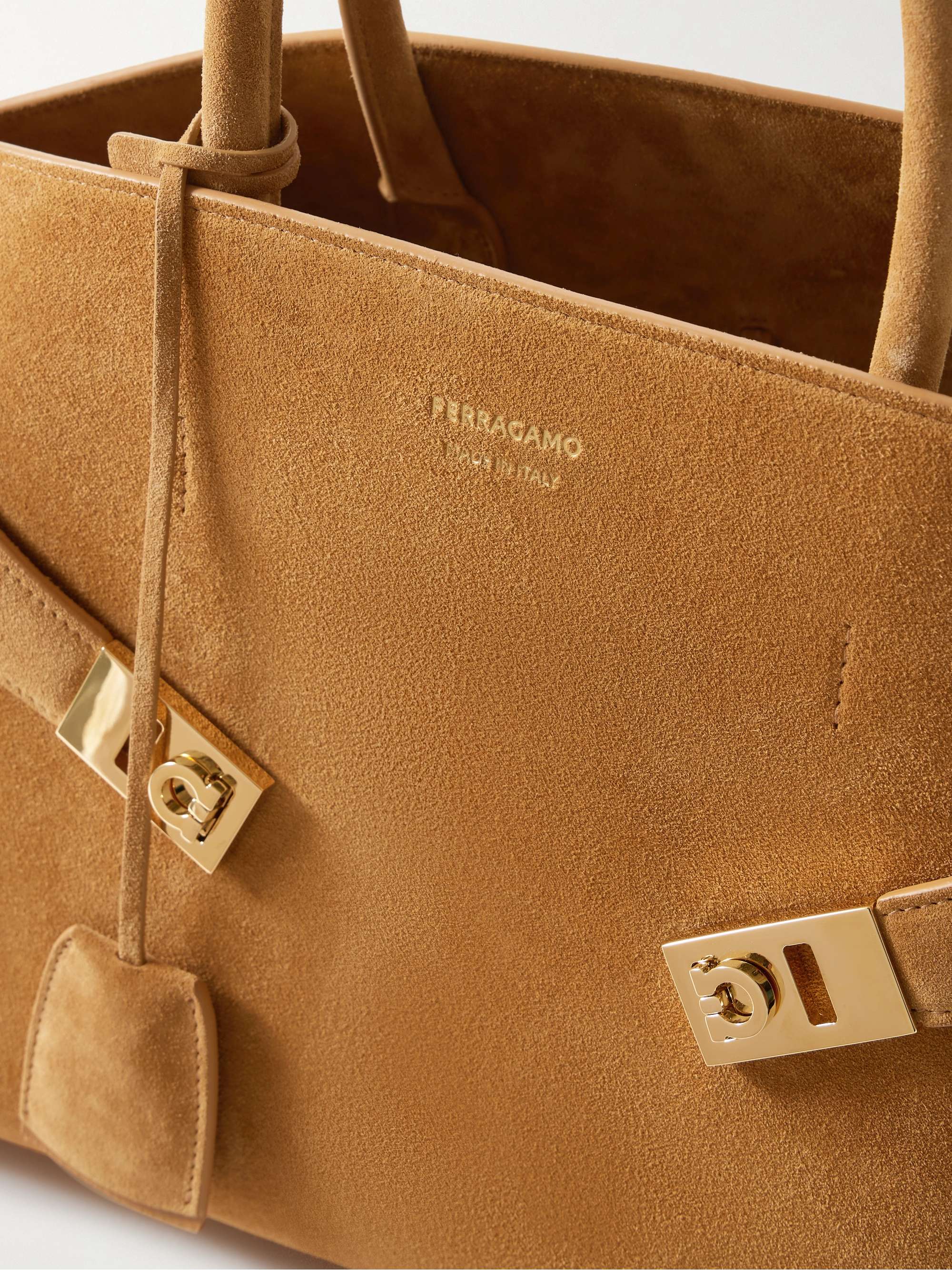 FERRAGAMO 
