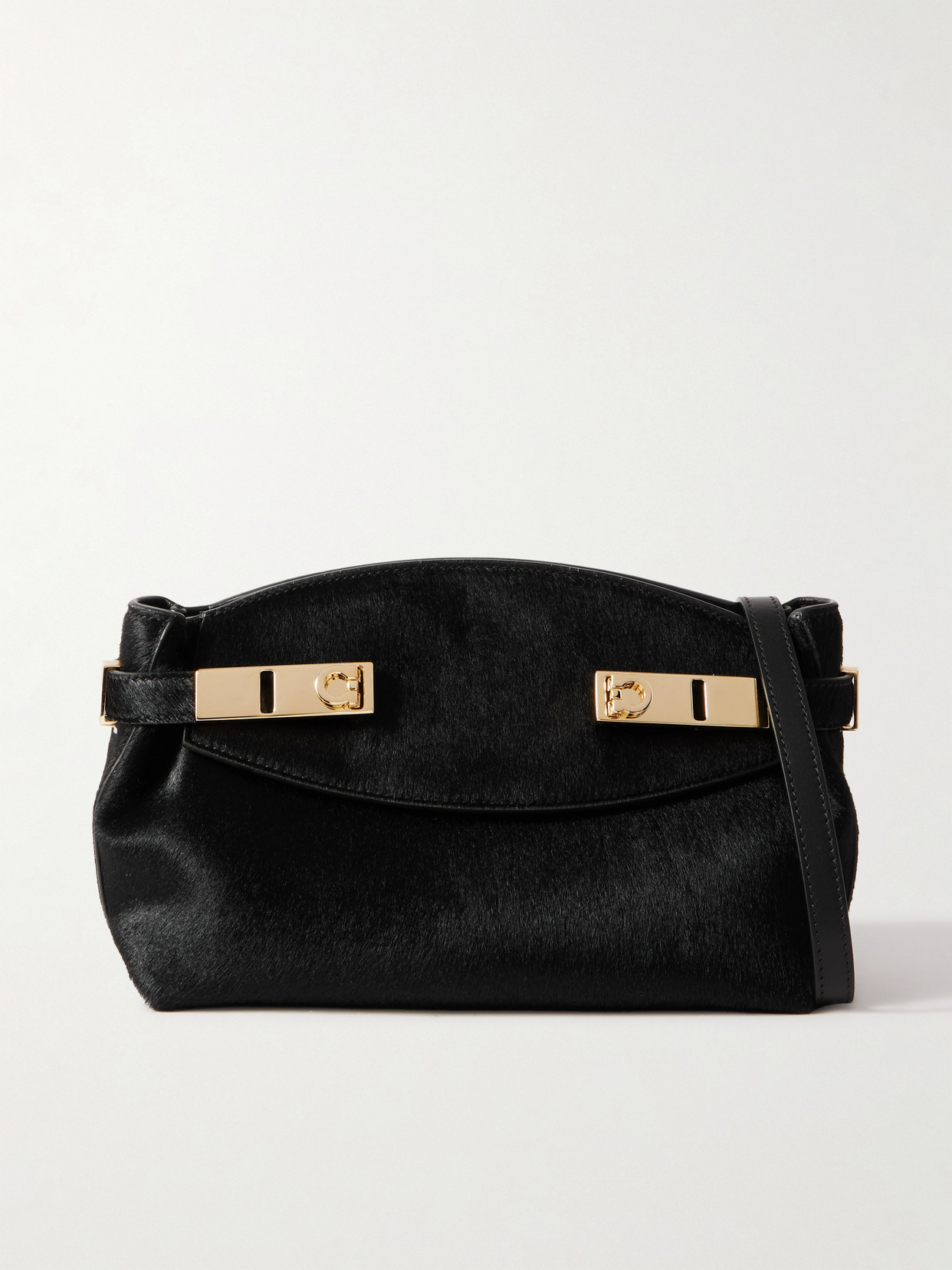 Ferragamo Hug Shoulder Bag In Black