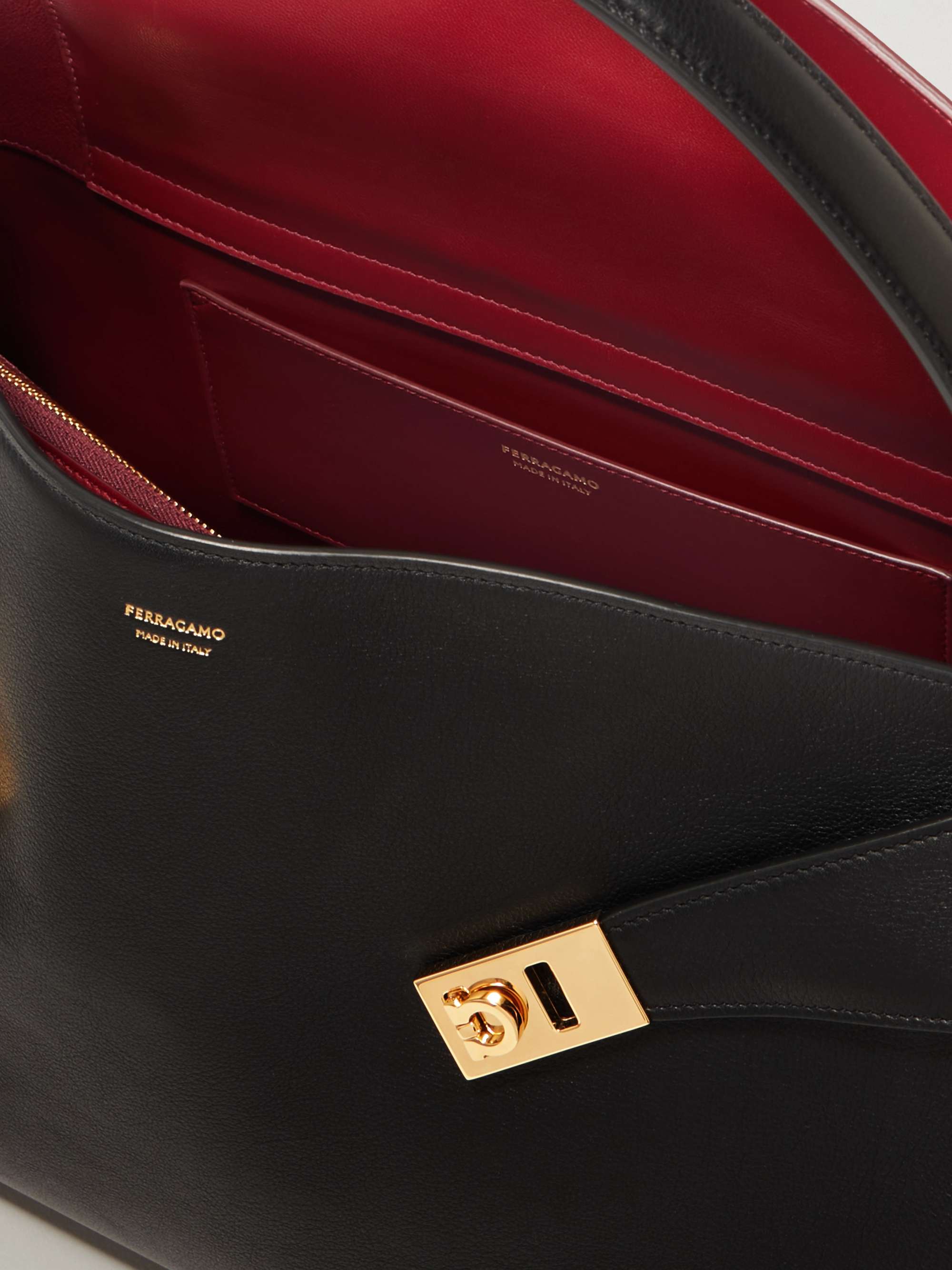 FERRAGAMO 