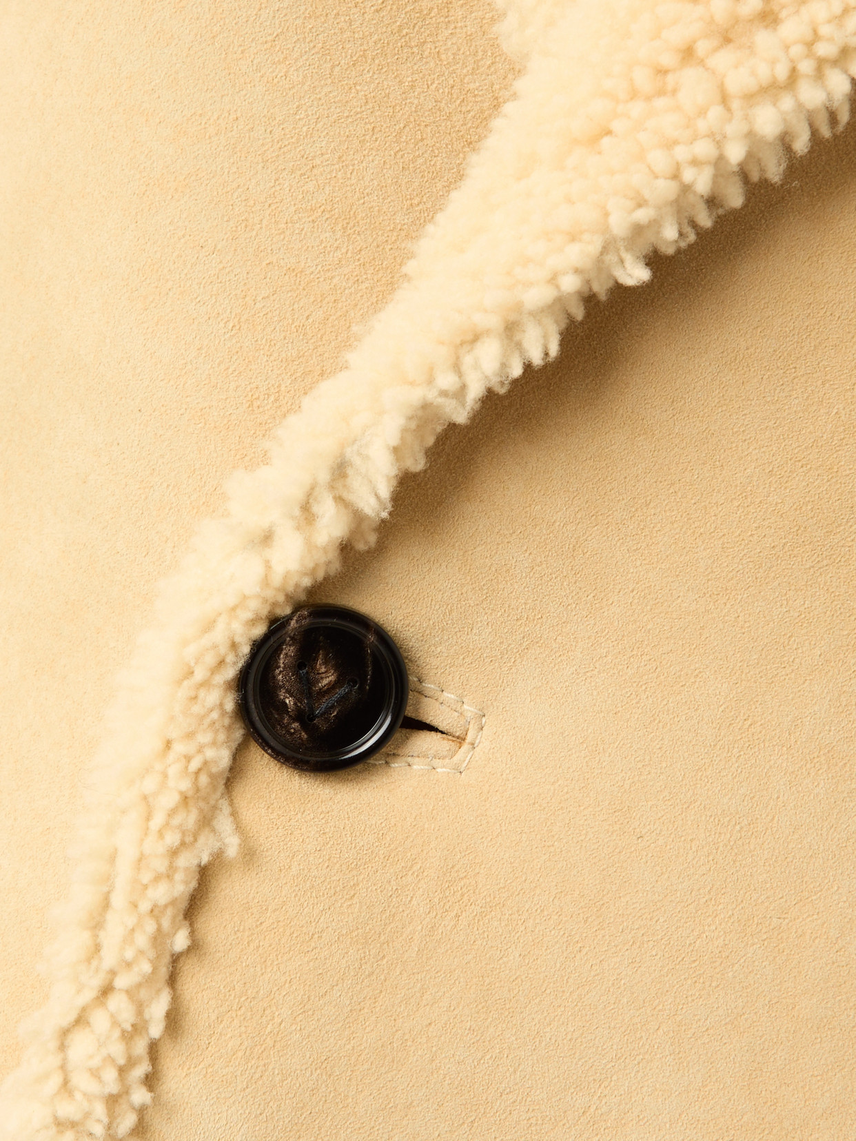 Bottega Veneta Double-breasted Shearling Coat In Neutrals