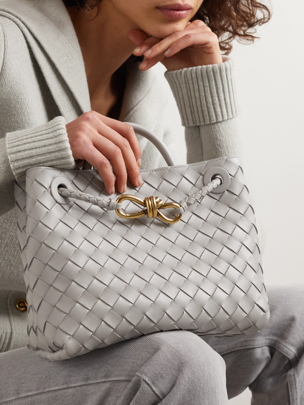 Bottega Veneta Andiamo Intrecciato Small Leather Tote Bag In Gray