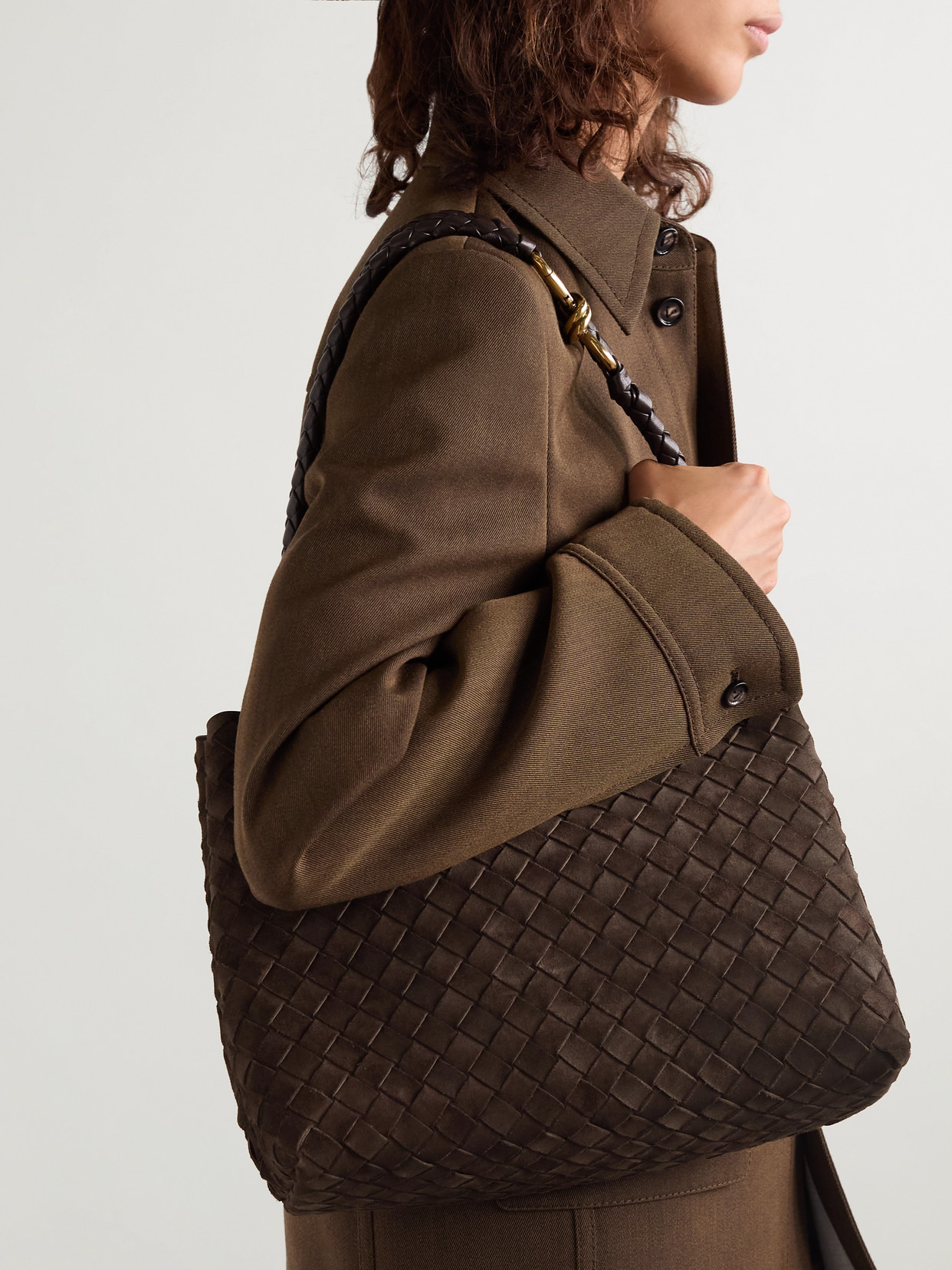 Bottega Veneta Andiamo Medium Intrecciato Suede Tote In Brown