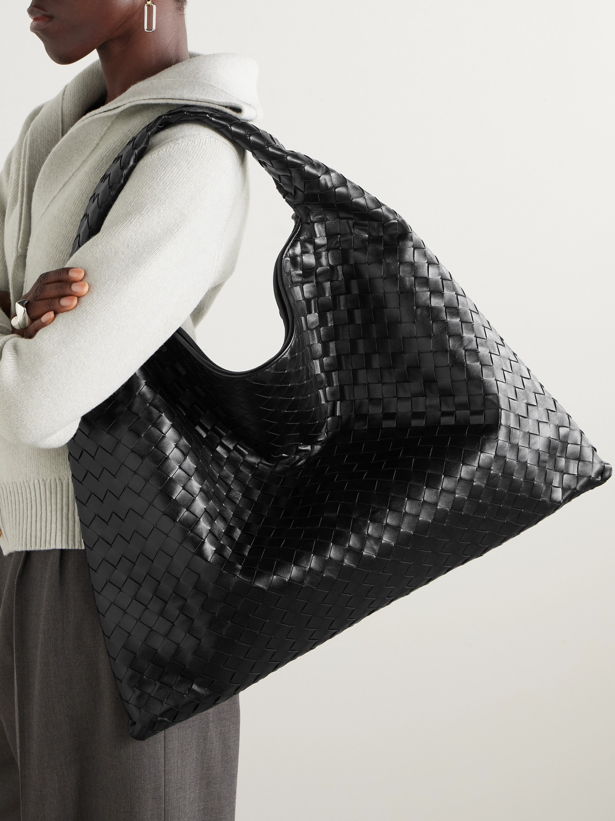 Hop Large Intrecciato Leather Tote
