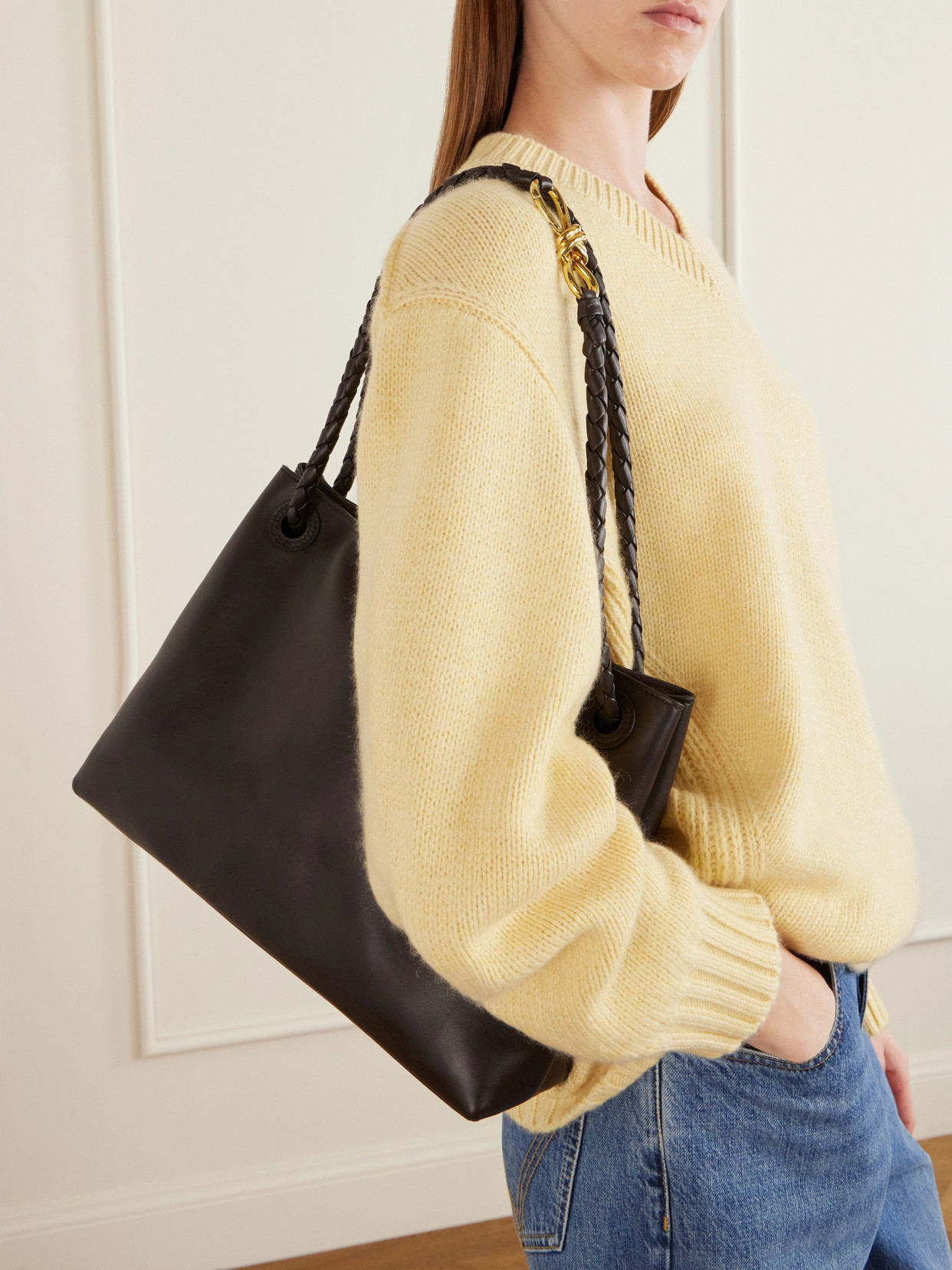 Andiamo Medium Leather Tote