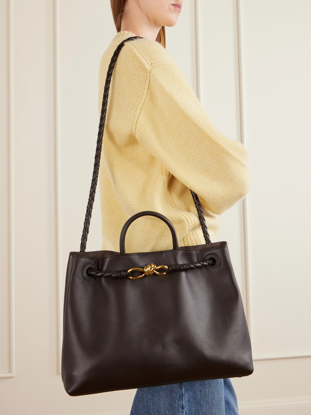 Andiamo Medium Leather Tote