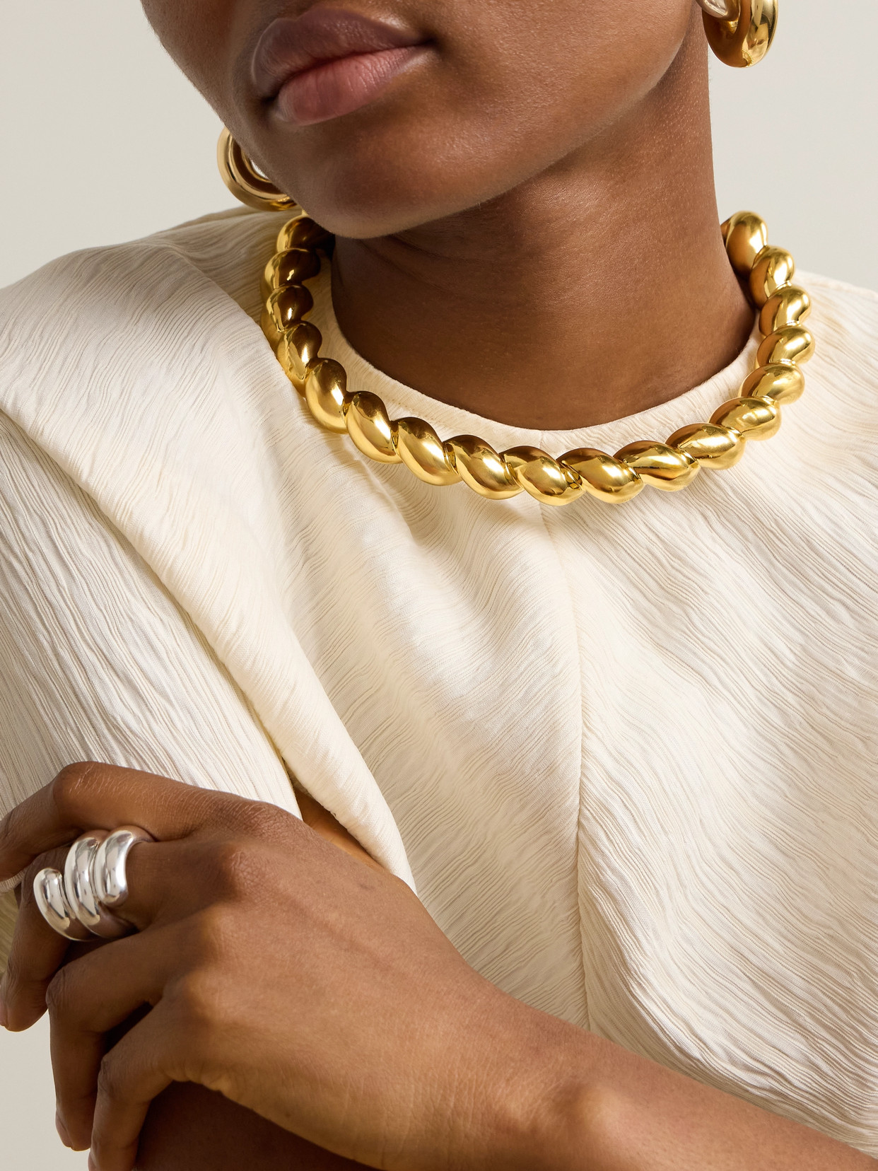 Uncommon Matters Curl Gold Vermeil Necklace In Gold