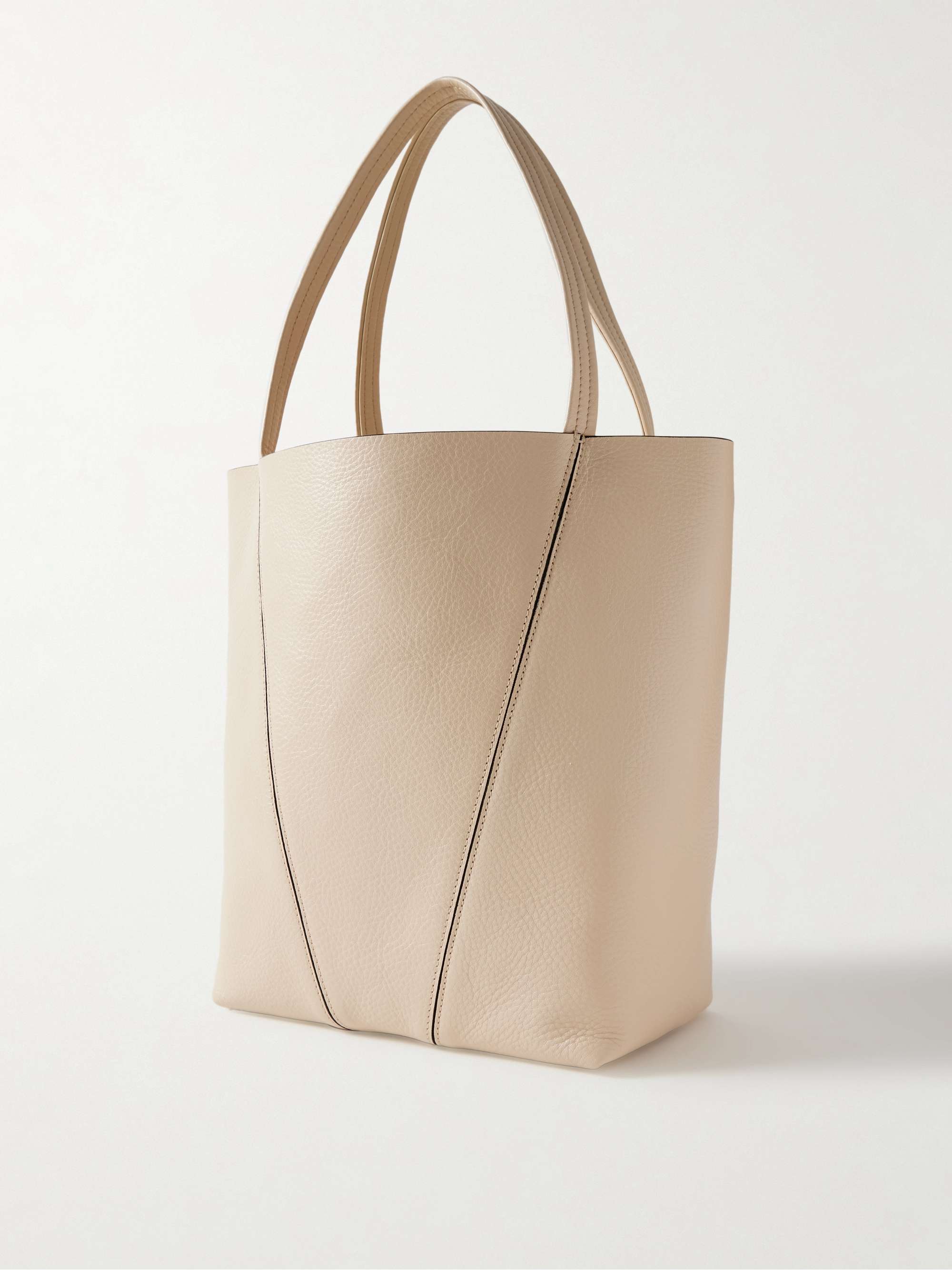 CHLOÉ 
