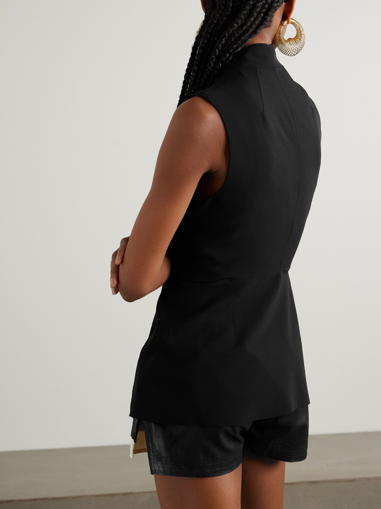 Rick Owens Structured Sleeveless Jacket In Black