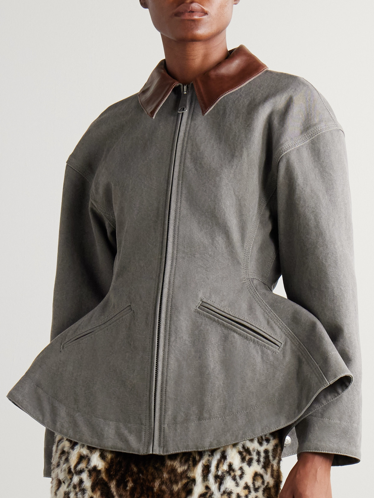 Alexander Mcqueen Cotton Canvas Peplum Jacket In Gray