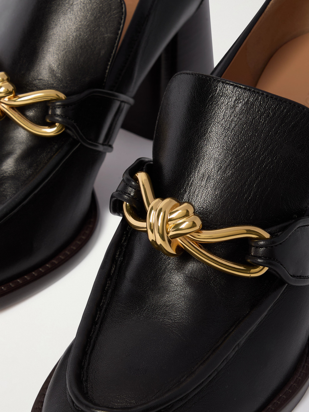 Bottega Veneta Astaire Leather Pumps In Black