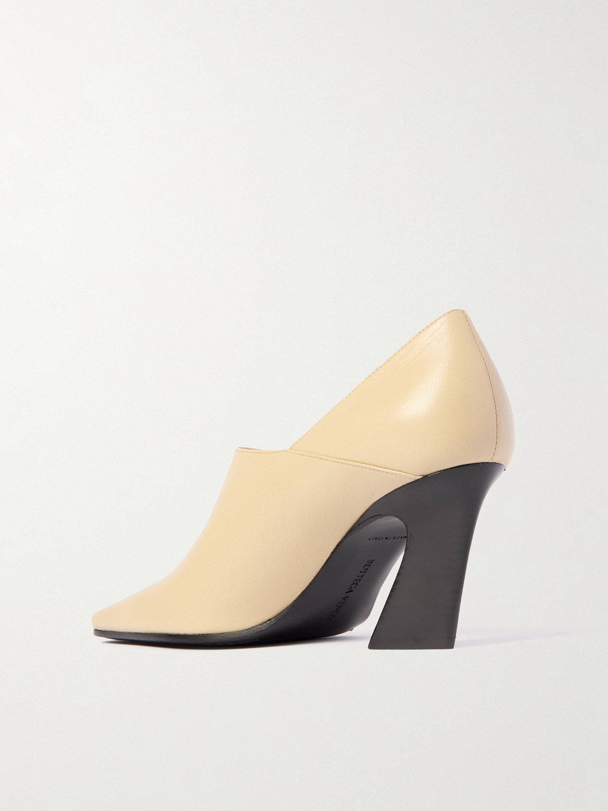 Shop Bottega Veneta Banzai Leather Pumps In Cream