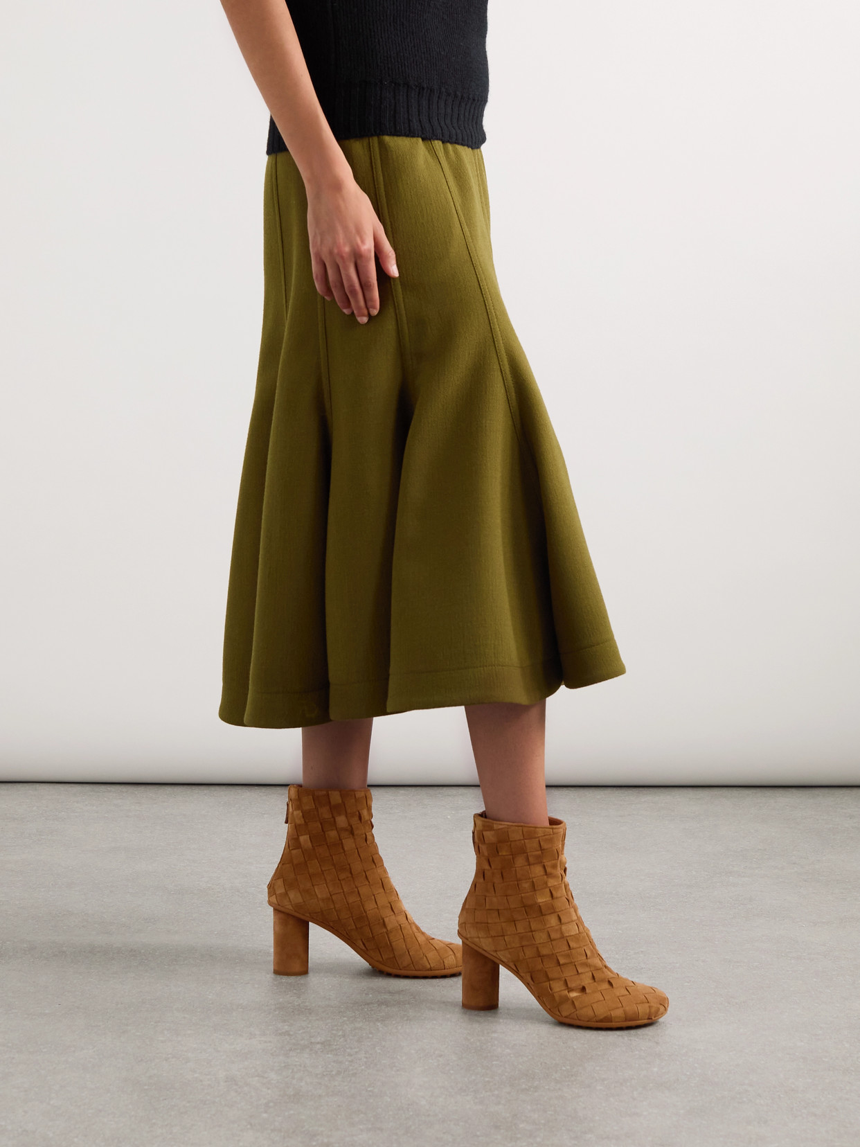 Bottega Veneta Atomic Intrecciato Suede Ankle Boots In Brown