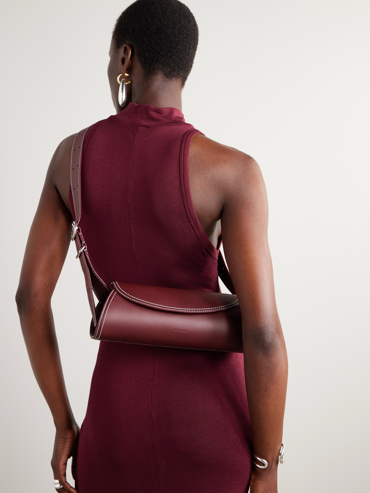 Jil Sander Cannolo Small Leather Shoulder Bag In Burgundy