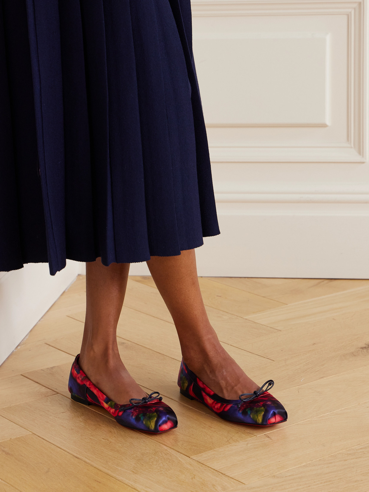 Christian Louboutin Mamadrague Bow-detailed Floral-print Satin-crepe Ballet Flats In Multi