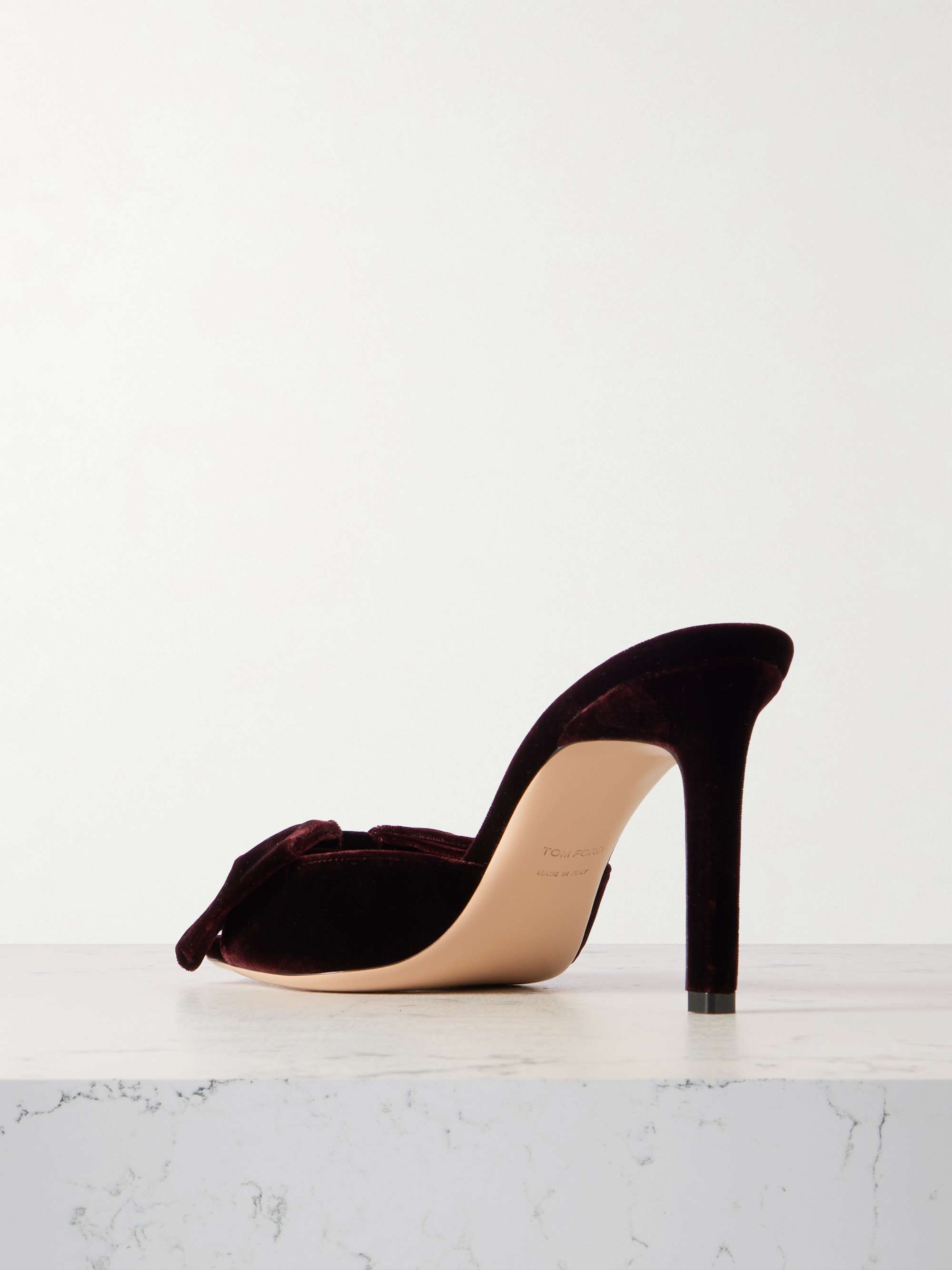 TOM FORD 