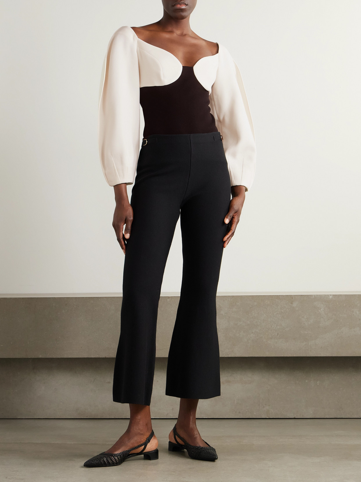 Gabriela Hearst Enoch Wool-crepe And Silk Cropped Top In Black