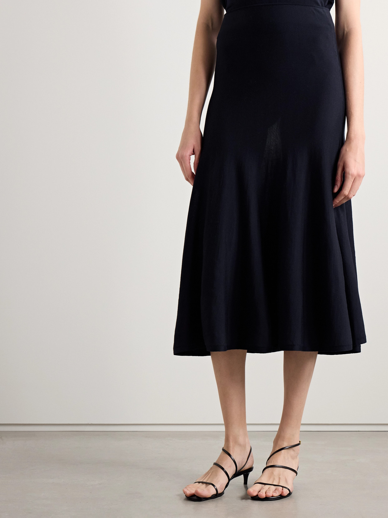 Khaite Mayu Wool-blend Midi Skirt In Black