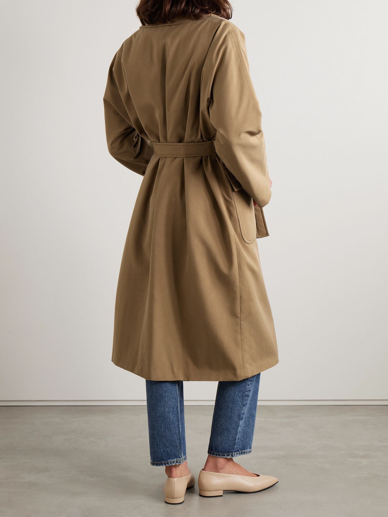 LOROPIANA 드와이트 벨트 실크 코트