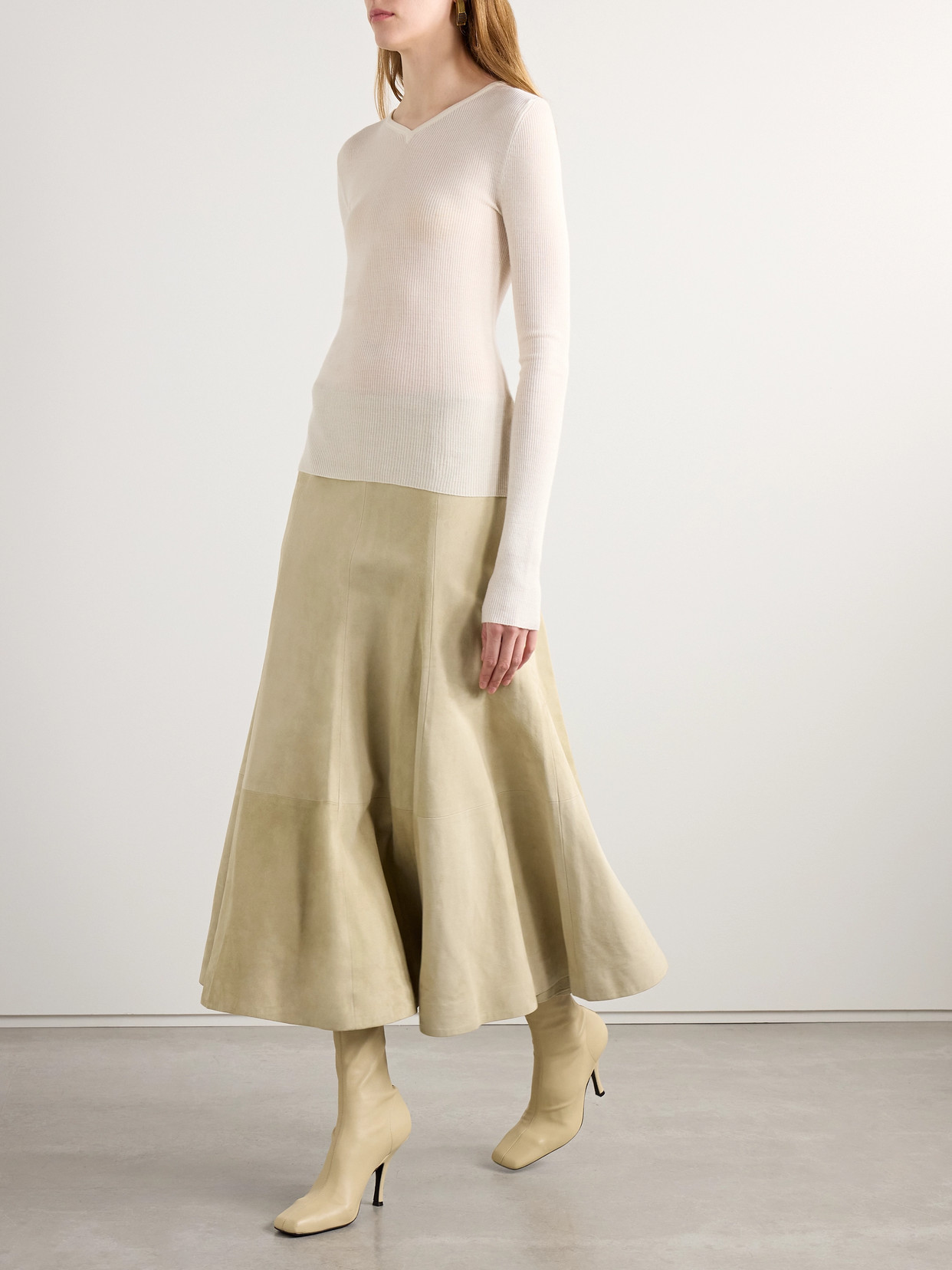 Khaite Lenno Suede Midi Skirt In Neutrals
