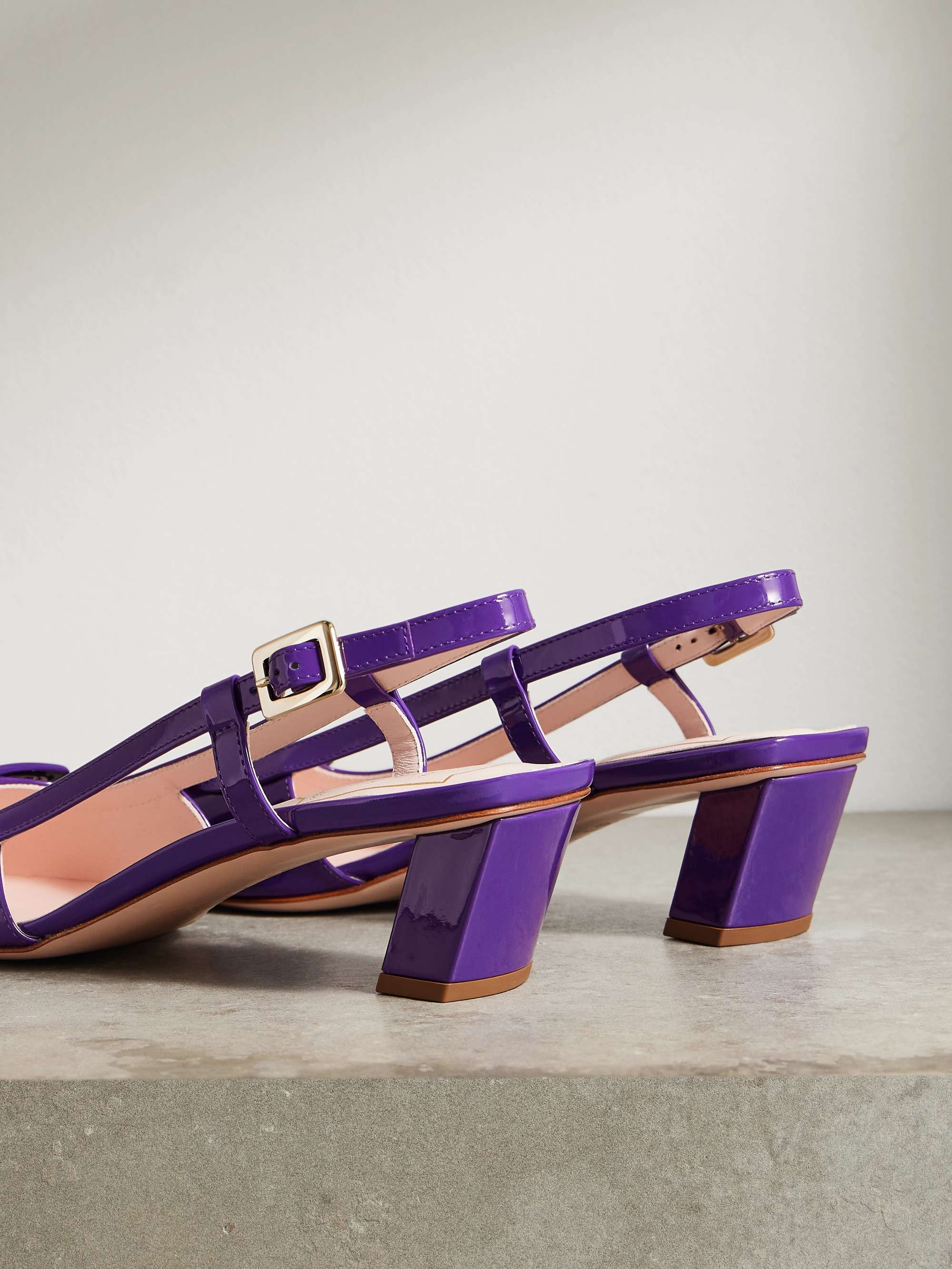 ROGER VIVIER 