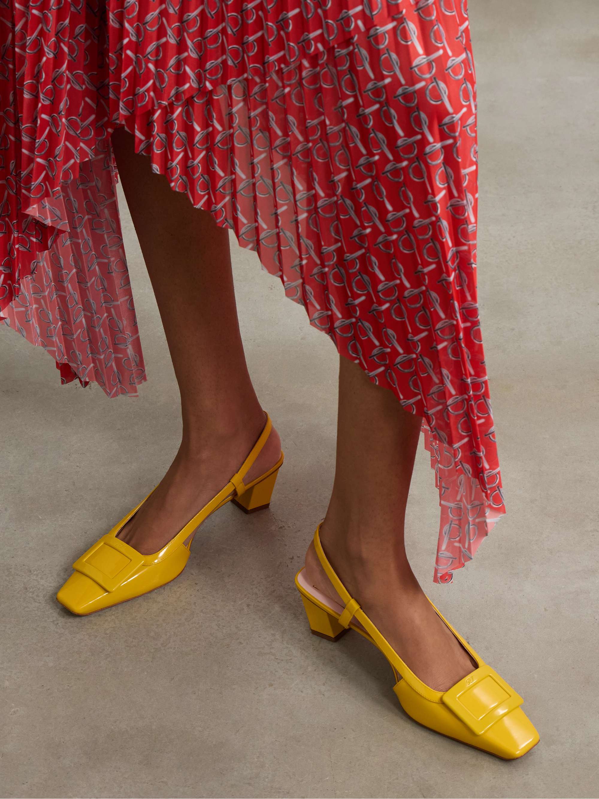 ROGER VIVIER 