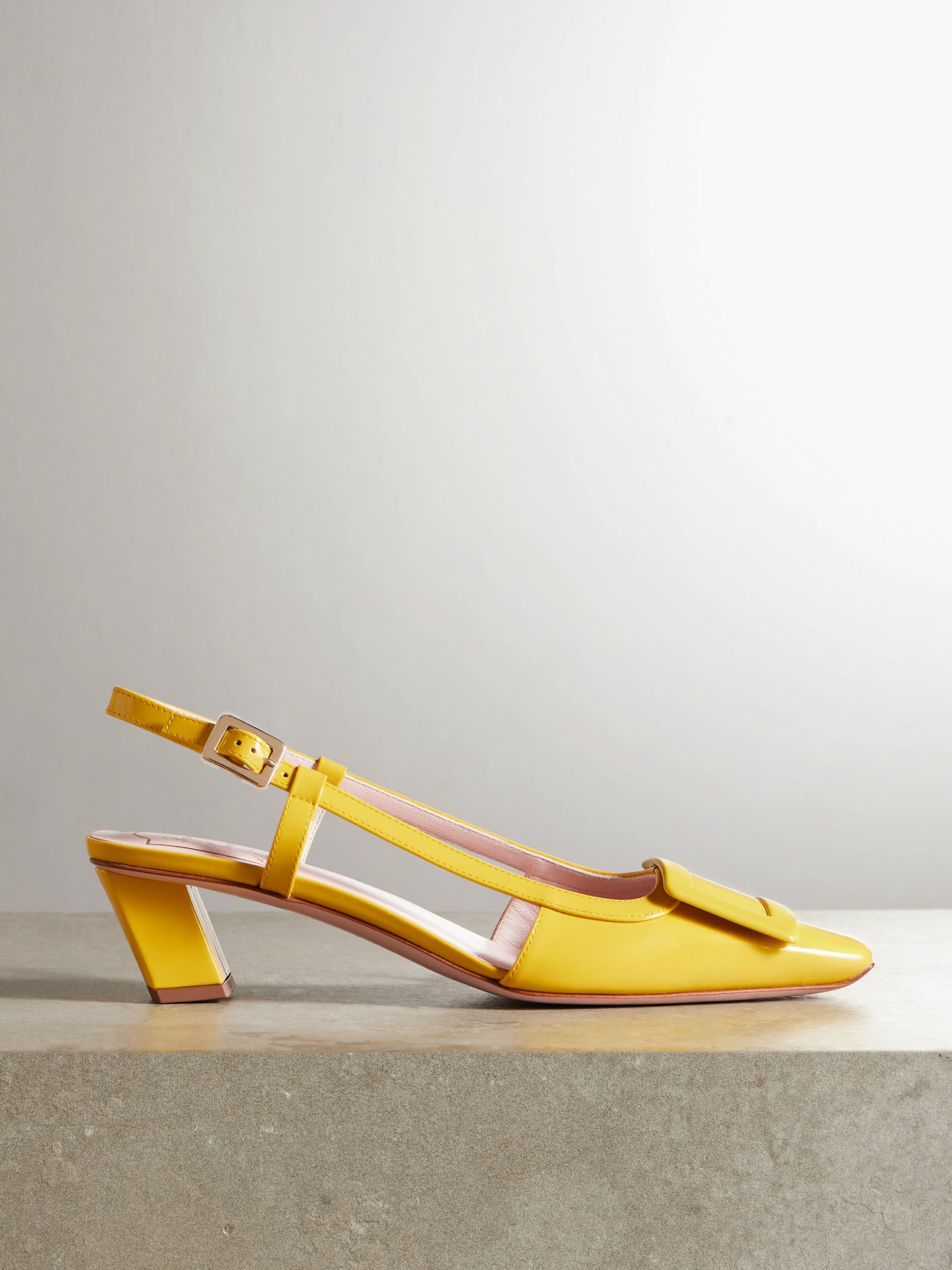 Roger Vivier Belle Vivier Patent-leather Slingback Pumps In Yellow