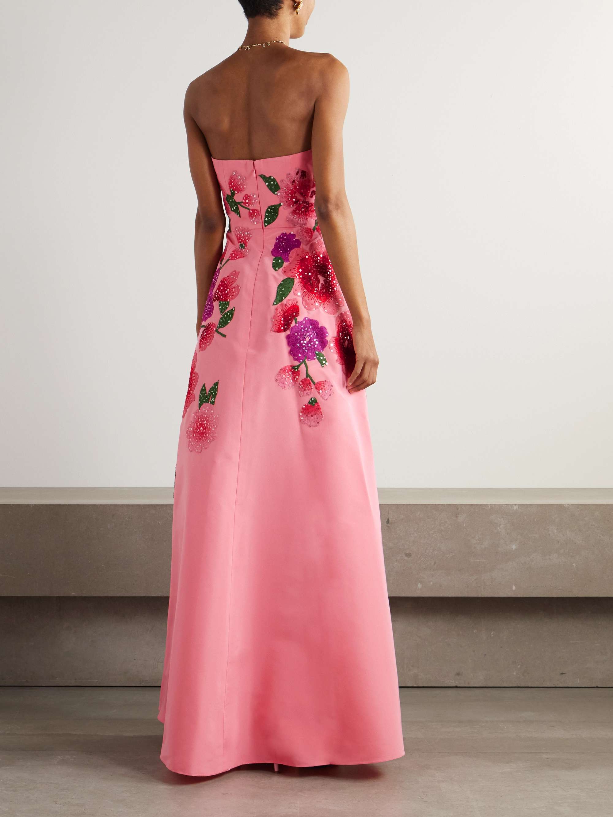CAROLINA HERRERA 