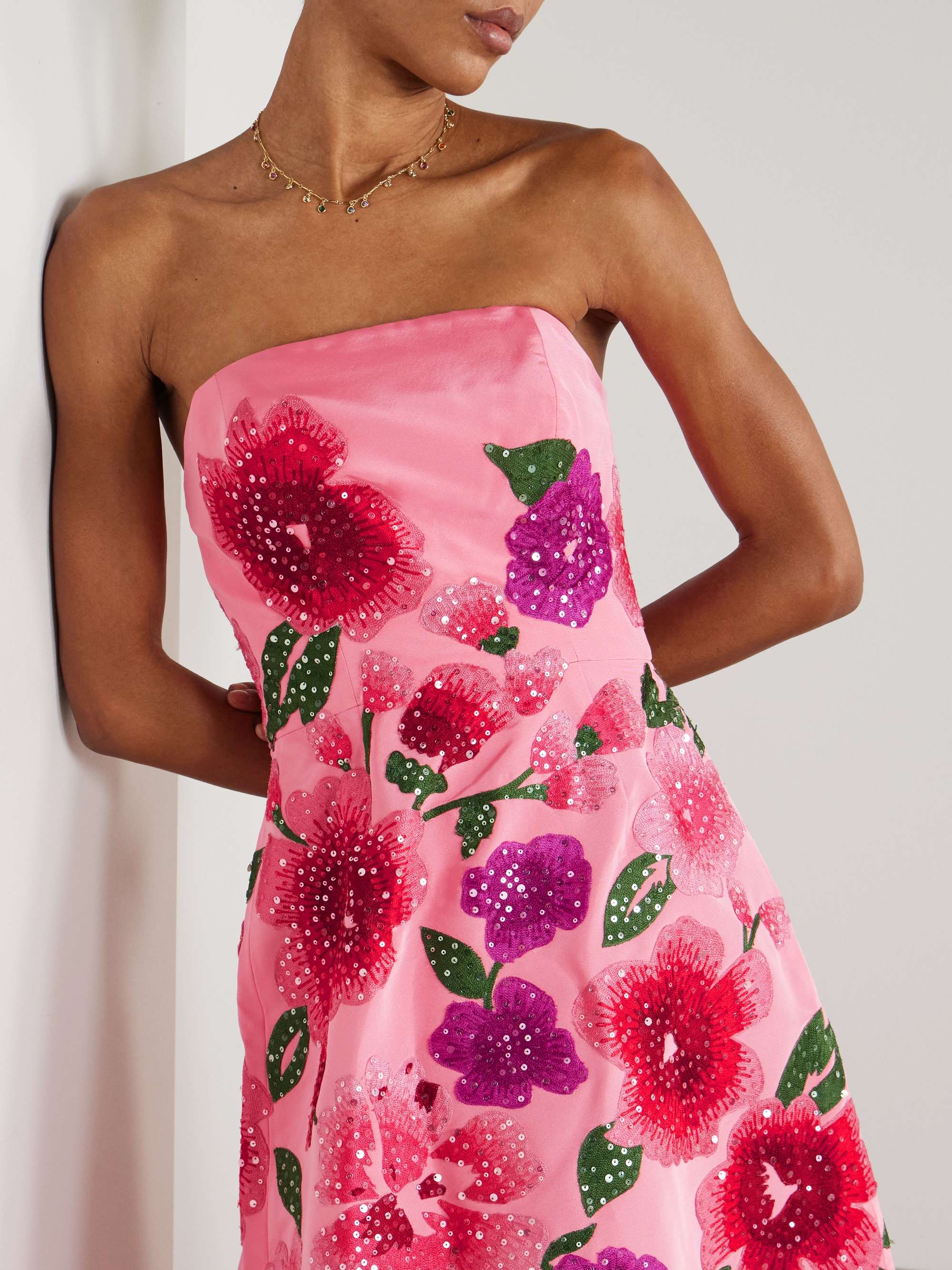 CAROLINA HERRERA 