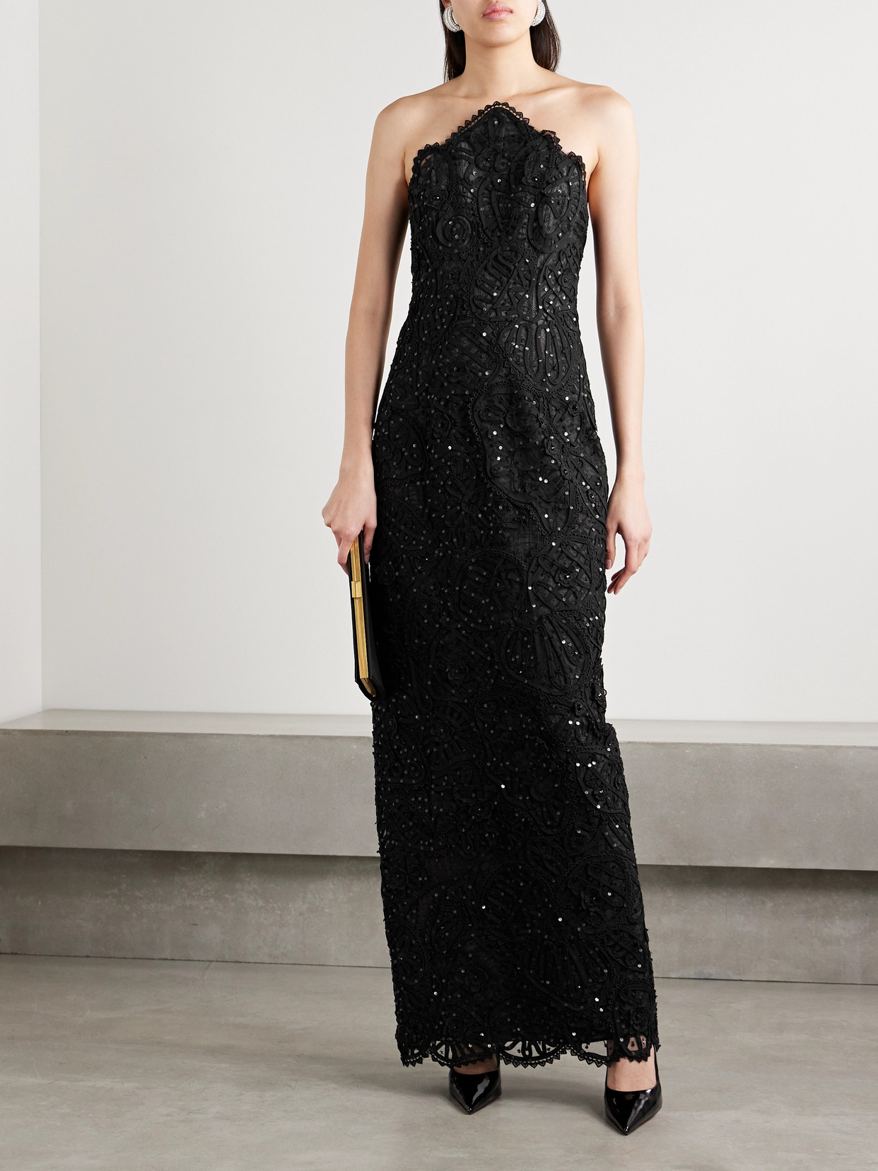 Carolina Herrera Strapless Embellished Lace-trimmed Crepe And Tulle Gown In Black