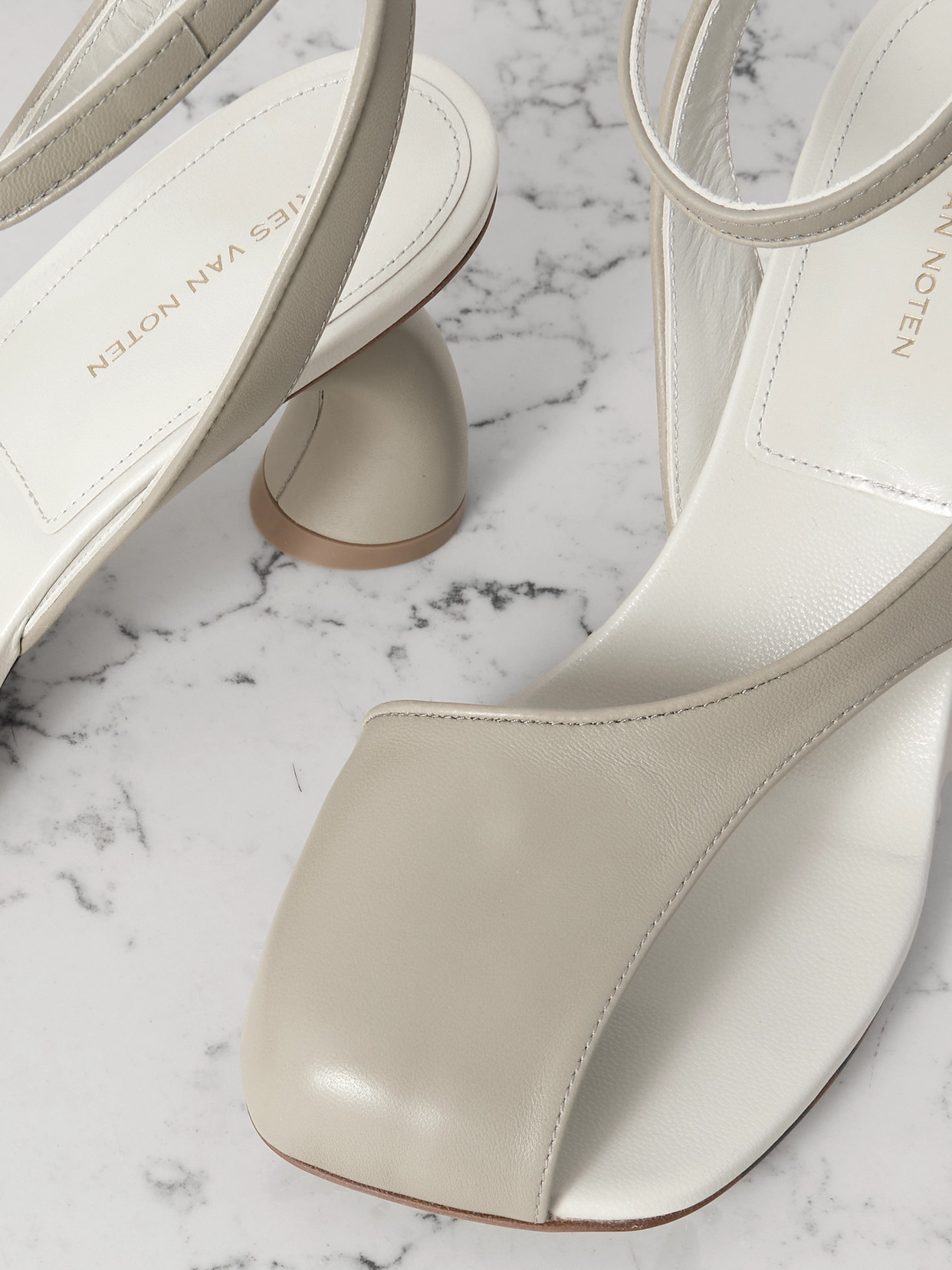 Dries Van Noten Cutout Leather Pumps In Gray