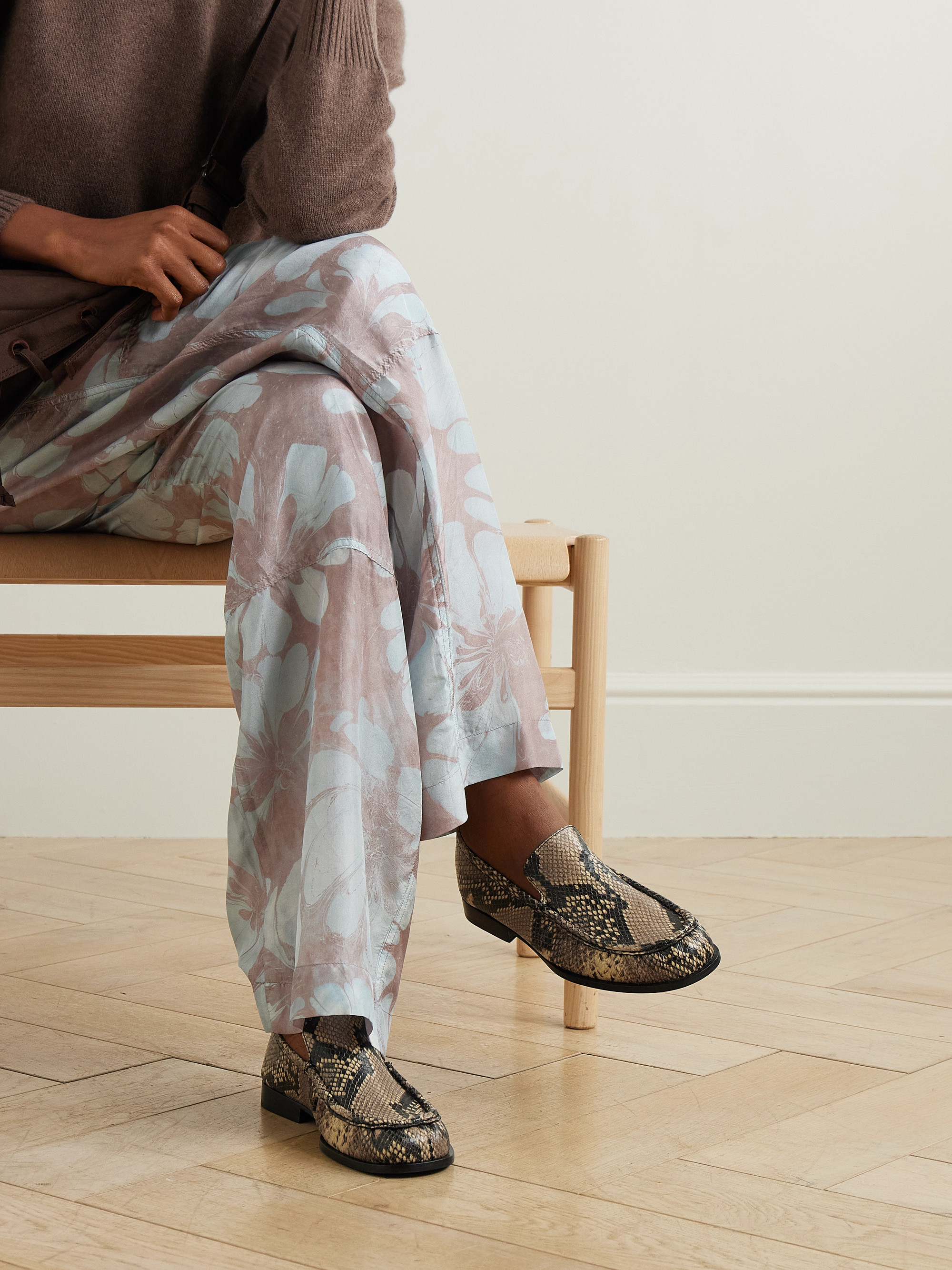 Dries Van Noten Snake-effect leather loafers thumbnail