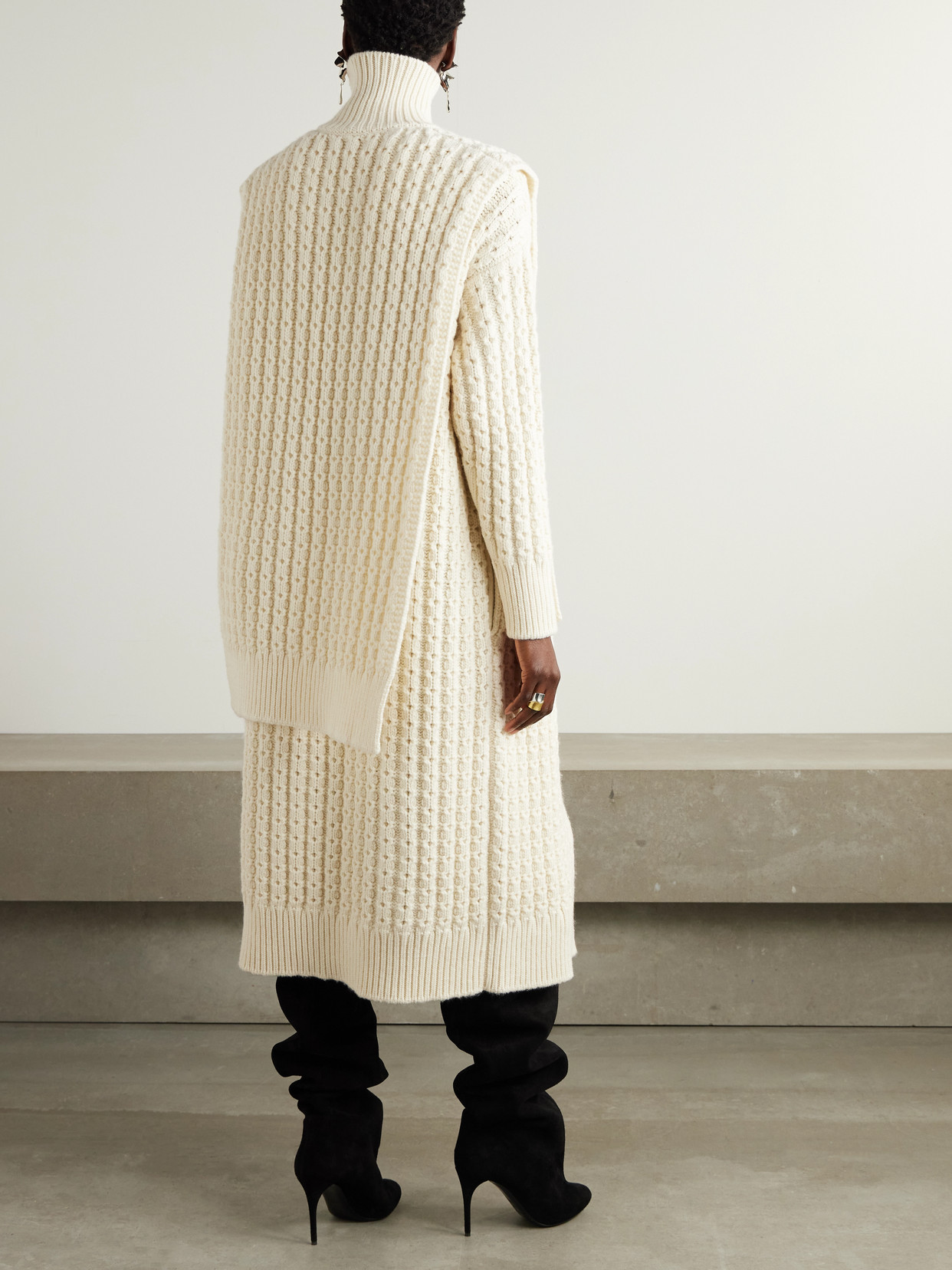 Alaïa Oversized Belted Ribbed Wool Turtleneck Sweater Vest In Ivory