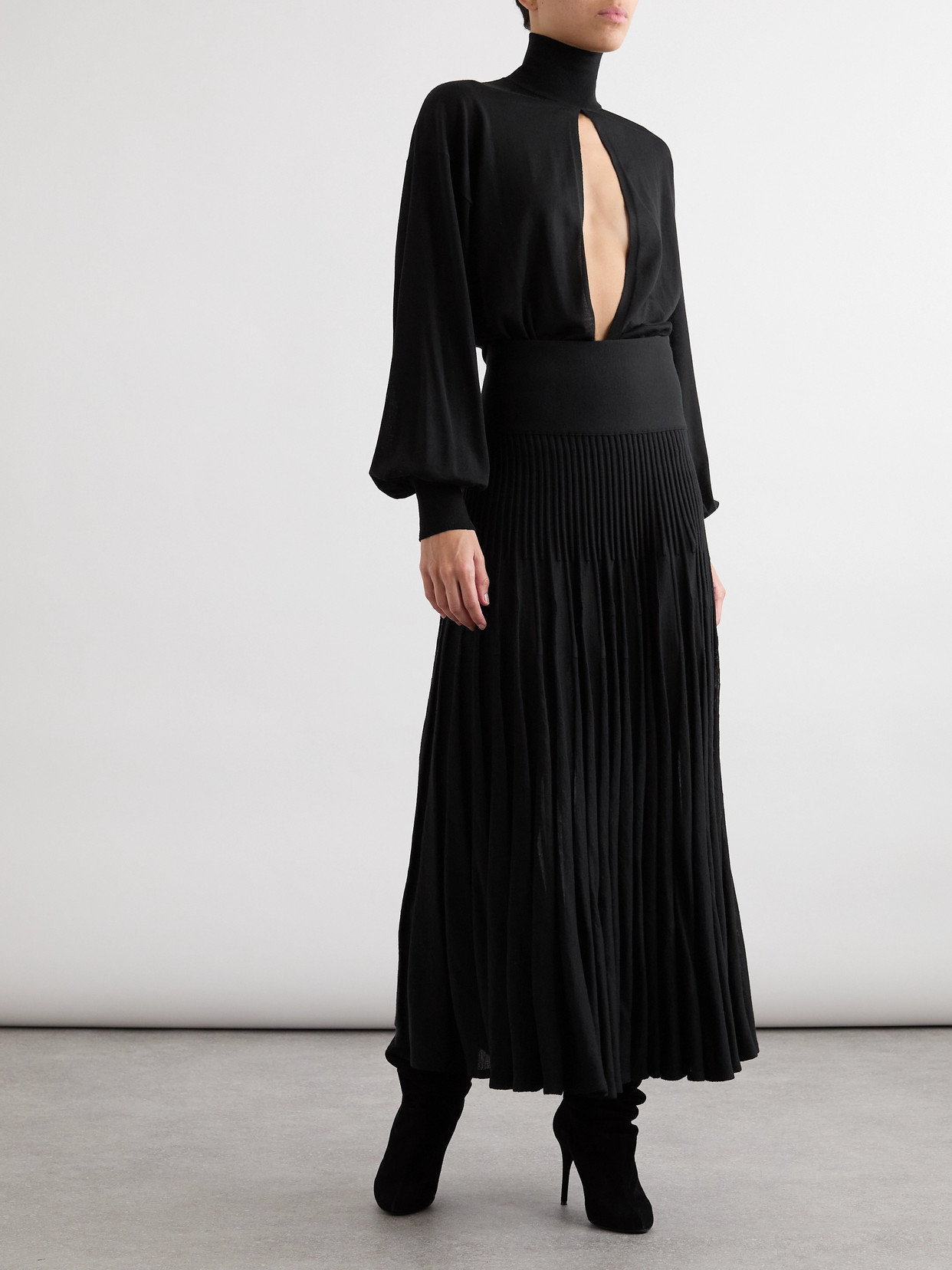 Alaïa Pleated Wool Midi Skirt In Black