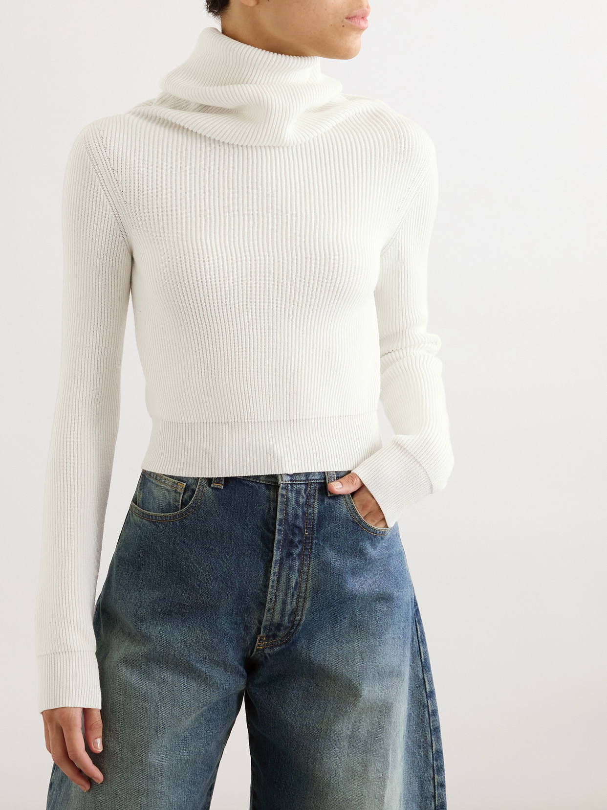ALAÏA HOODED CROPPED RIBBED WOOL-BLEND SWEATER 