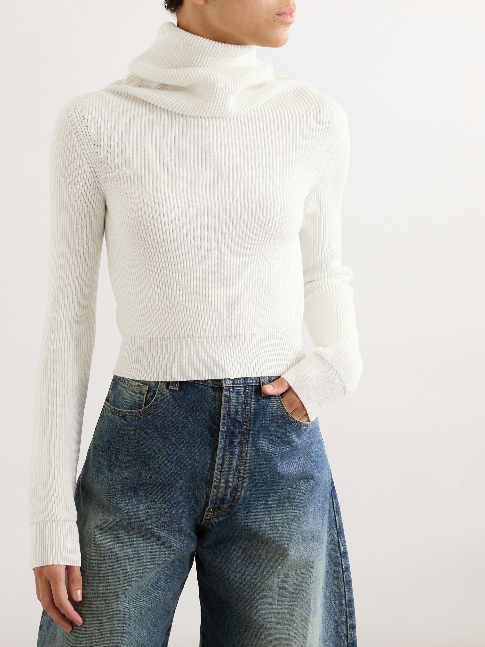 ALAÏA 